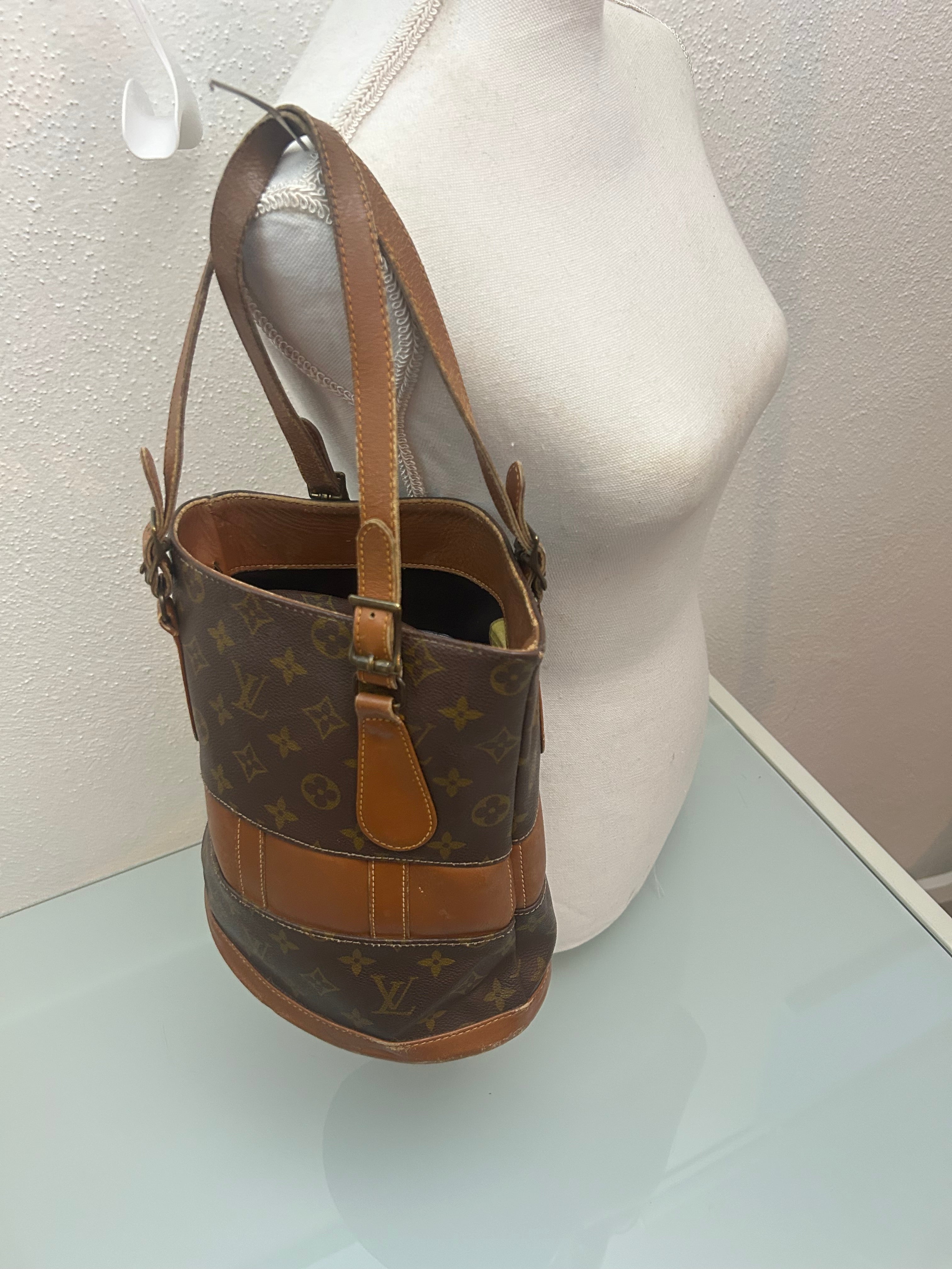 Louis Vuitton Marais
