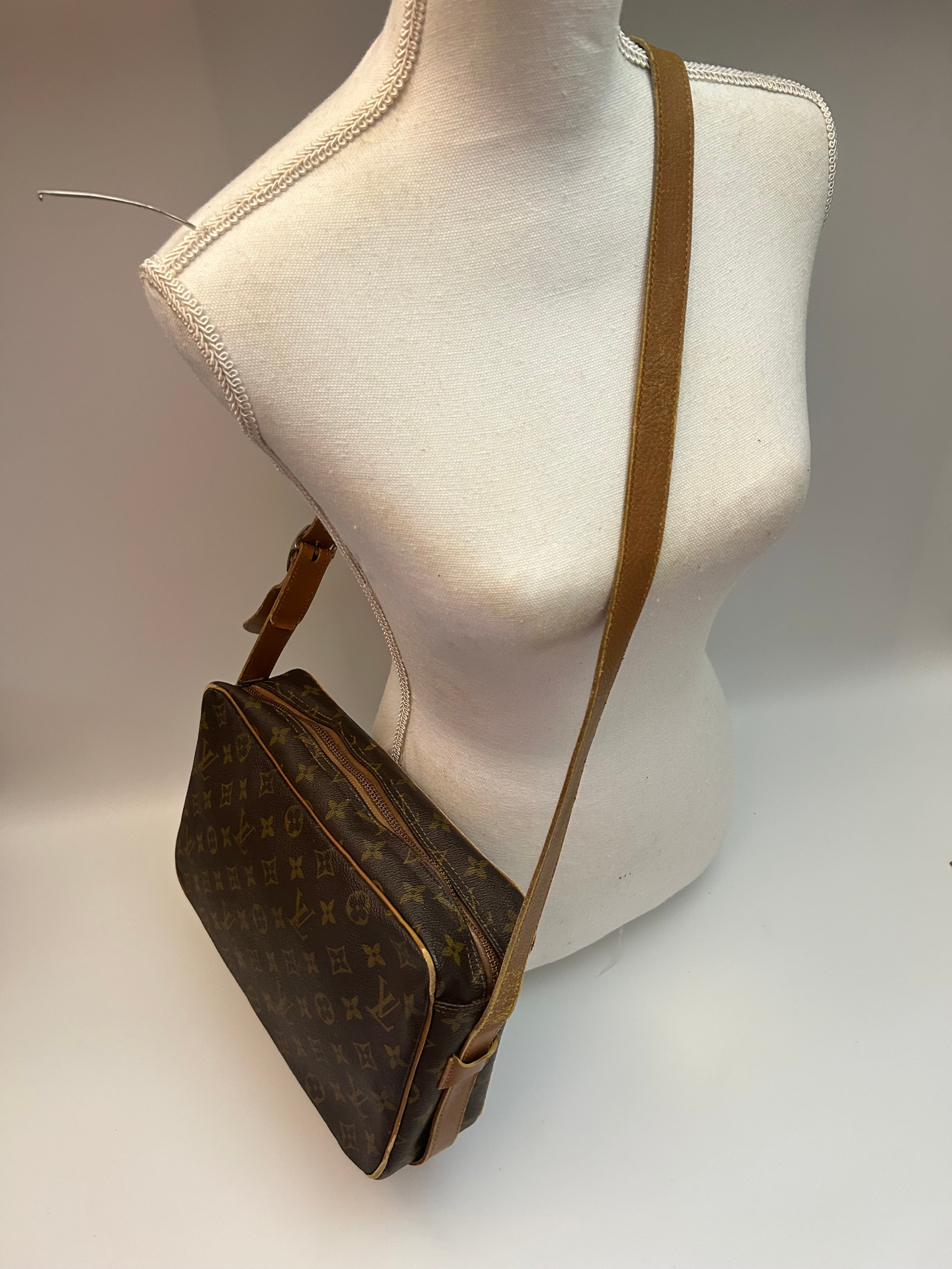 Louis Vuitton Brown Crossbody U.S.A