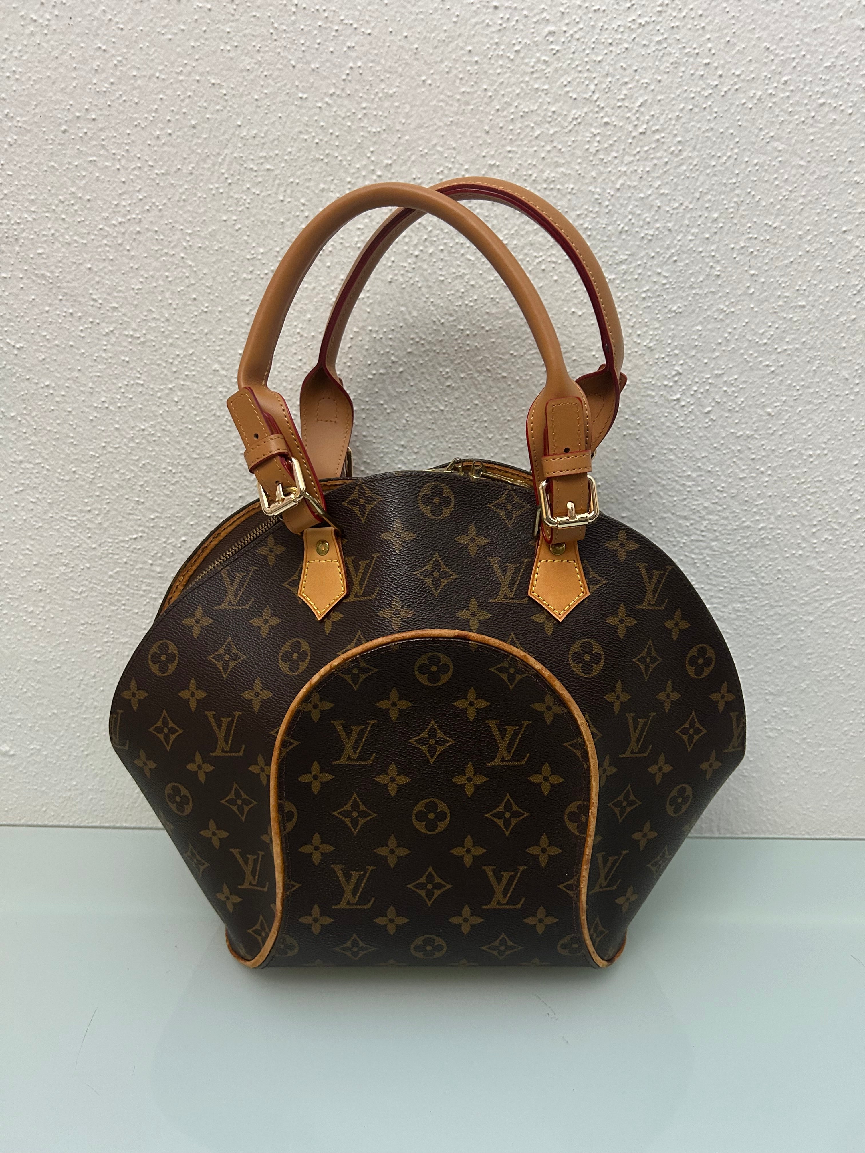 Louis Vuitton Ellipse