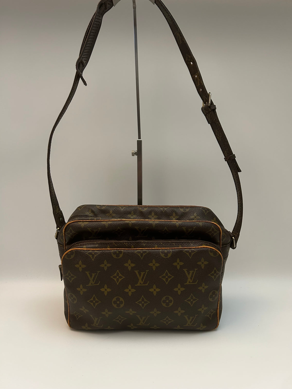 Louis Vuitton Nile