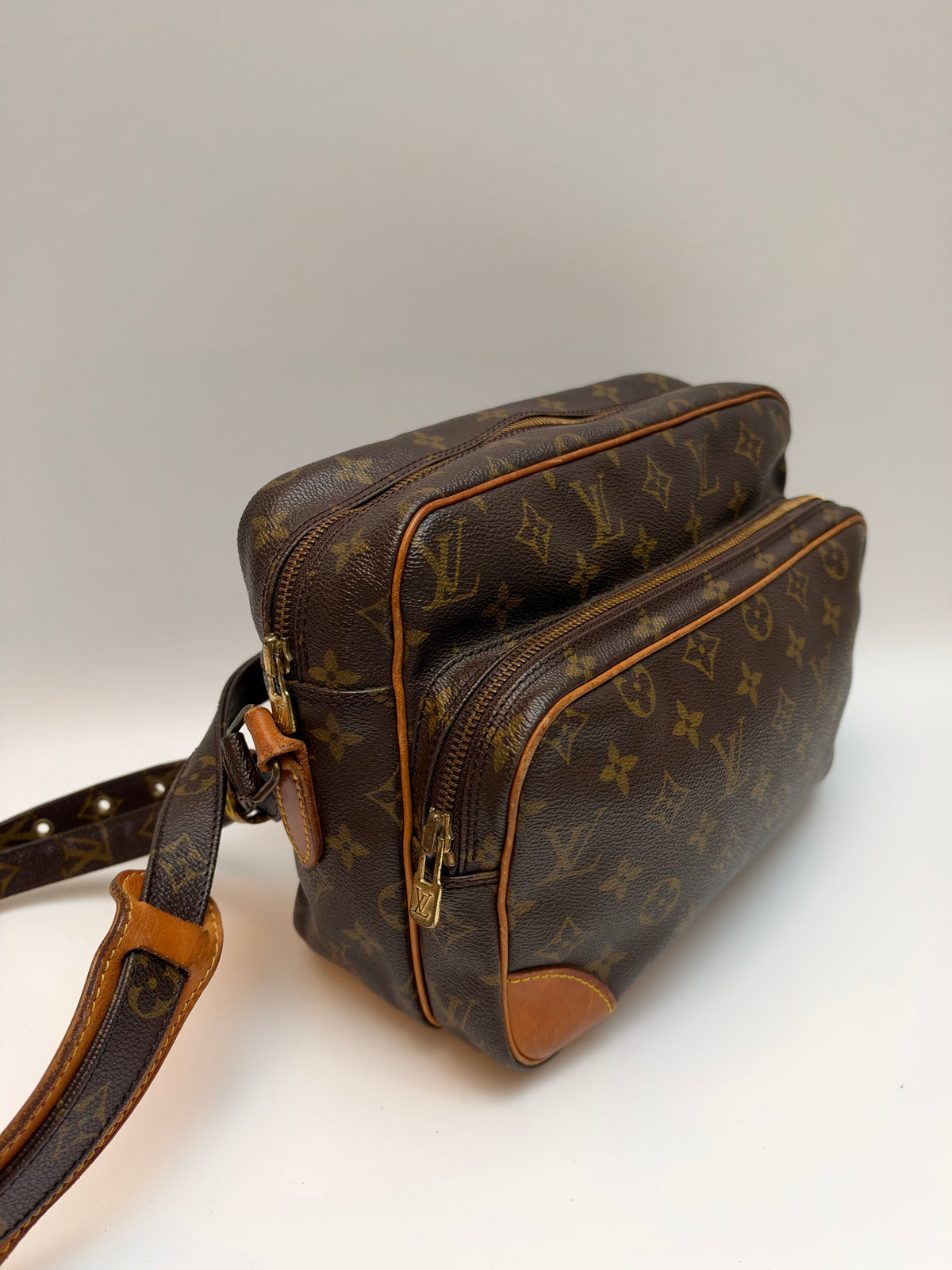 Louis Vuitton Nile