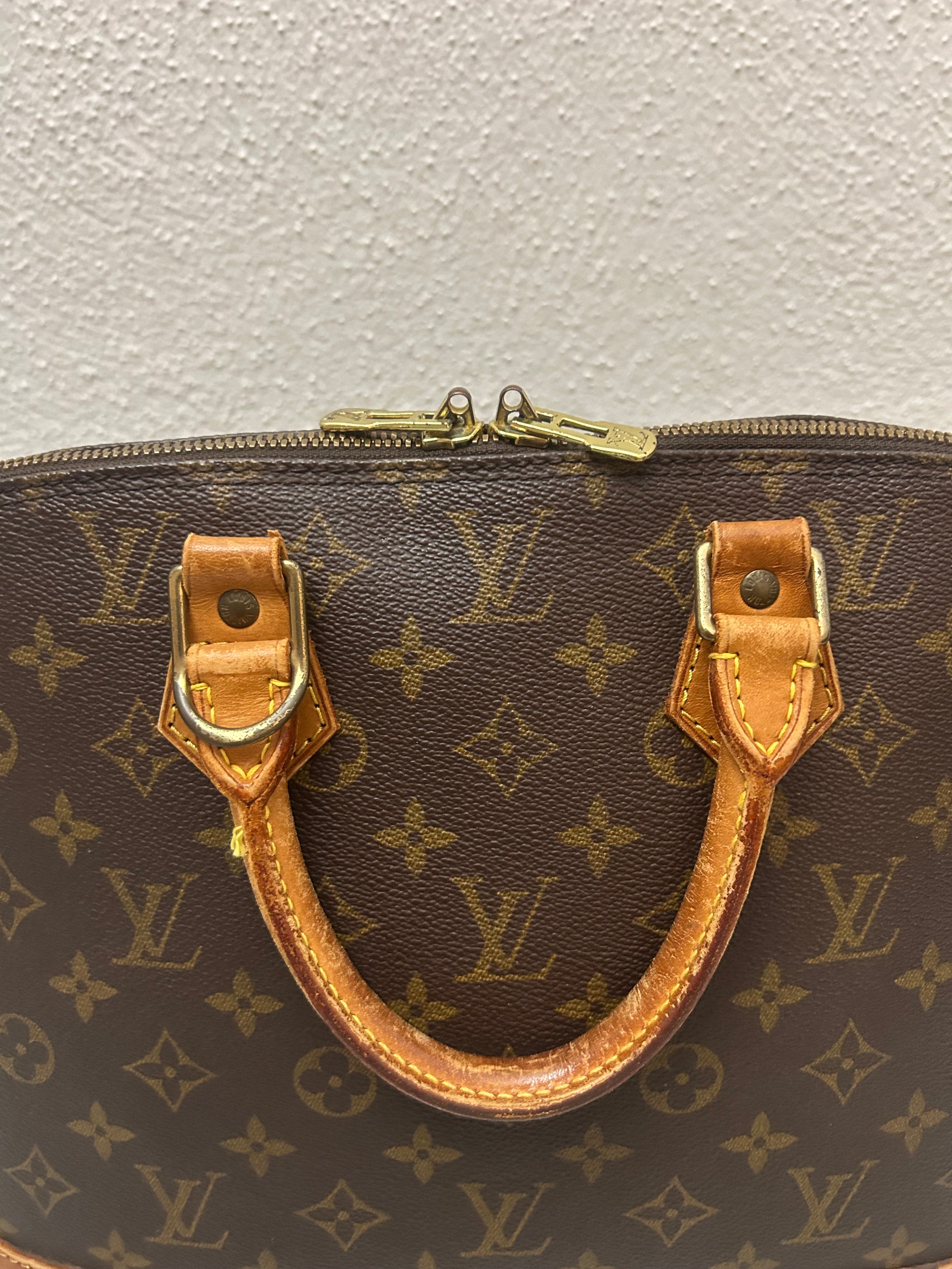 Louis Vuitton Alma