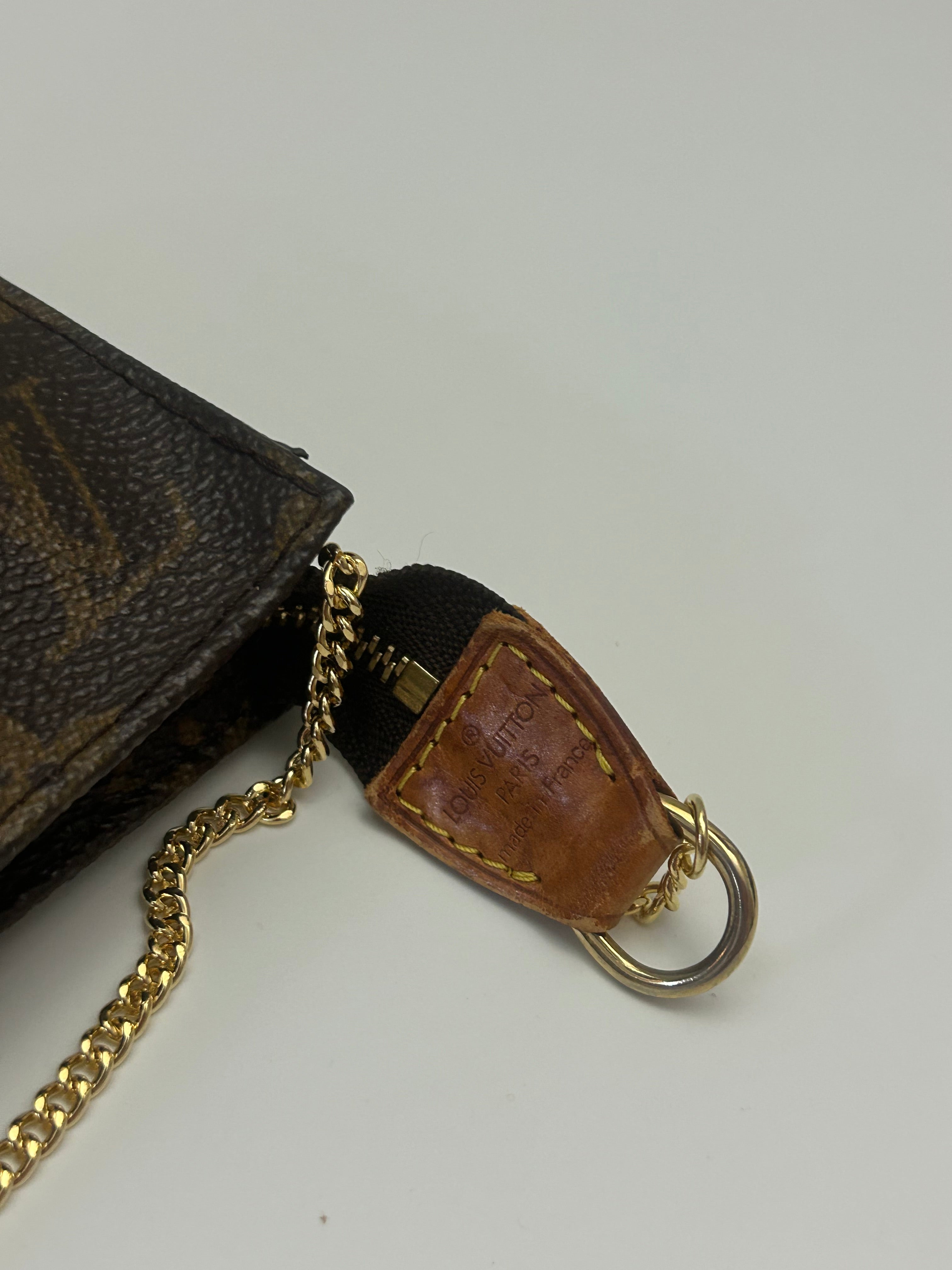 Louis Vuitton Pochette