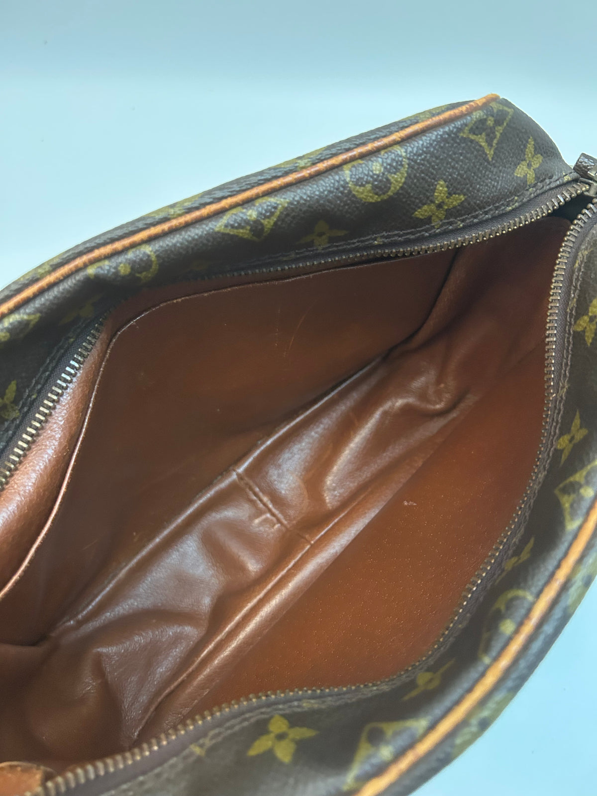 Louis Vuitton Nile