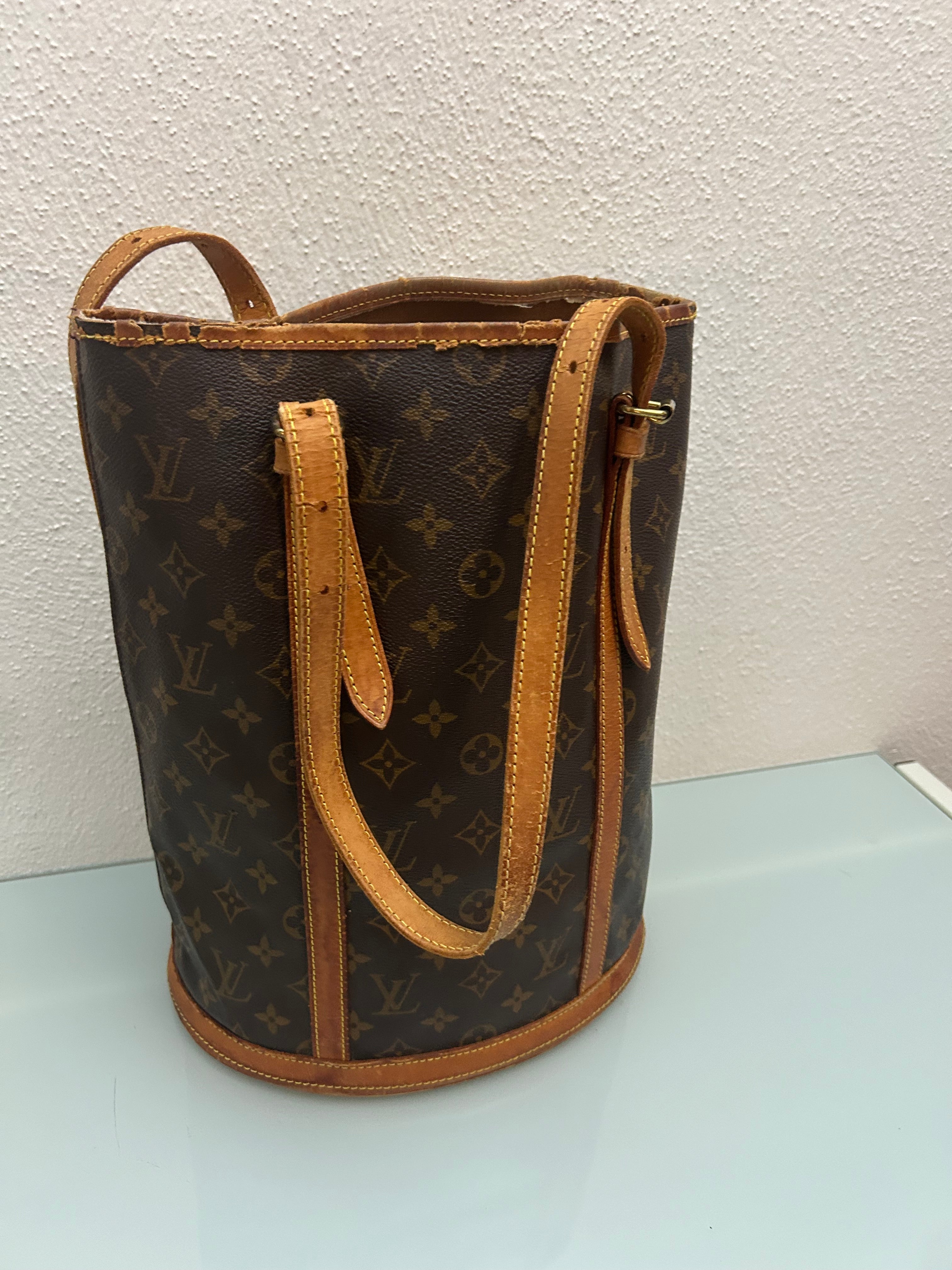Louis Vuitton Bucket