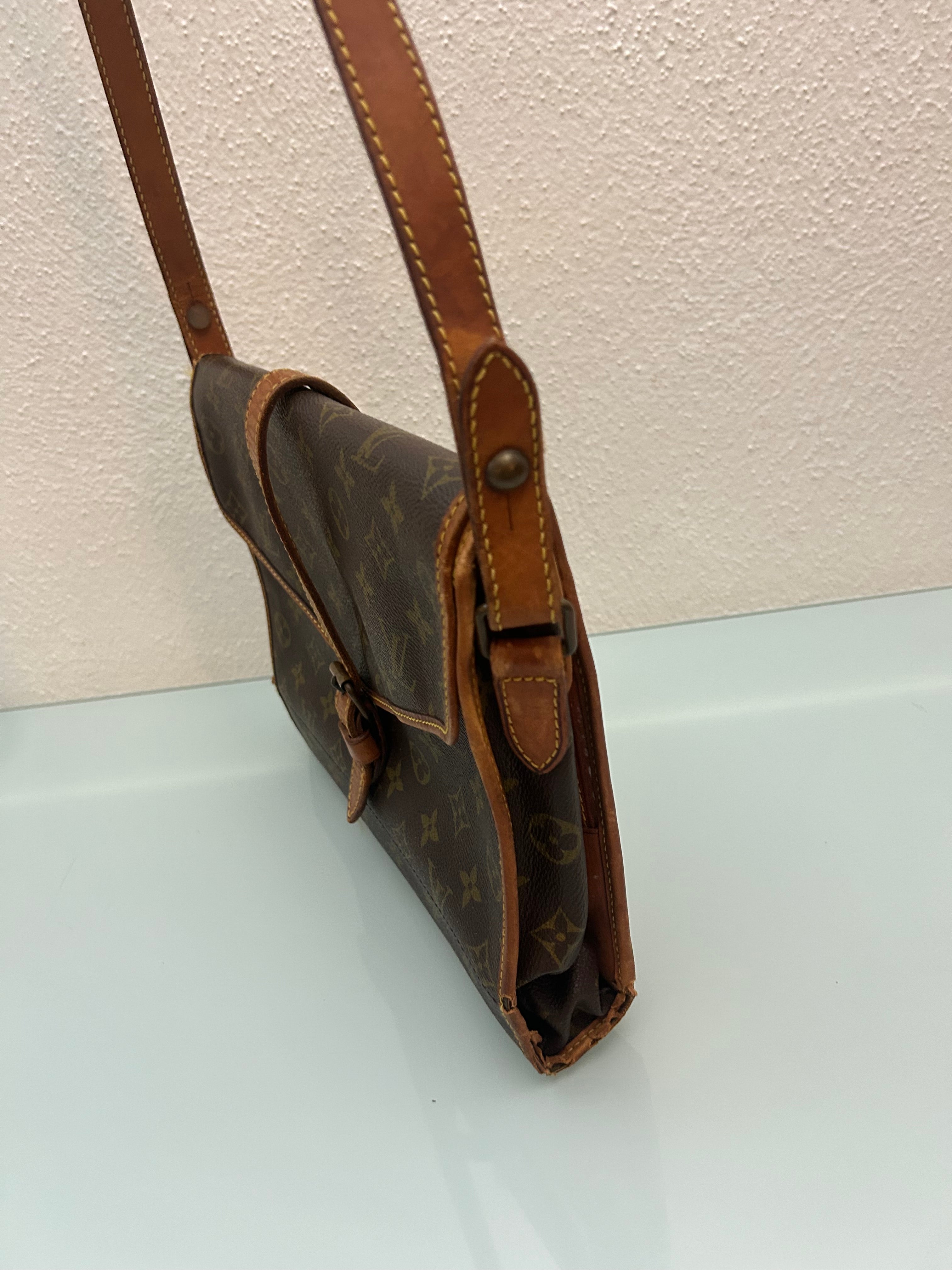 Louis Vuitton Crossbody