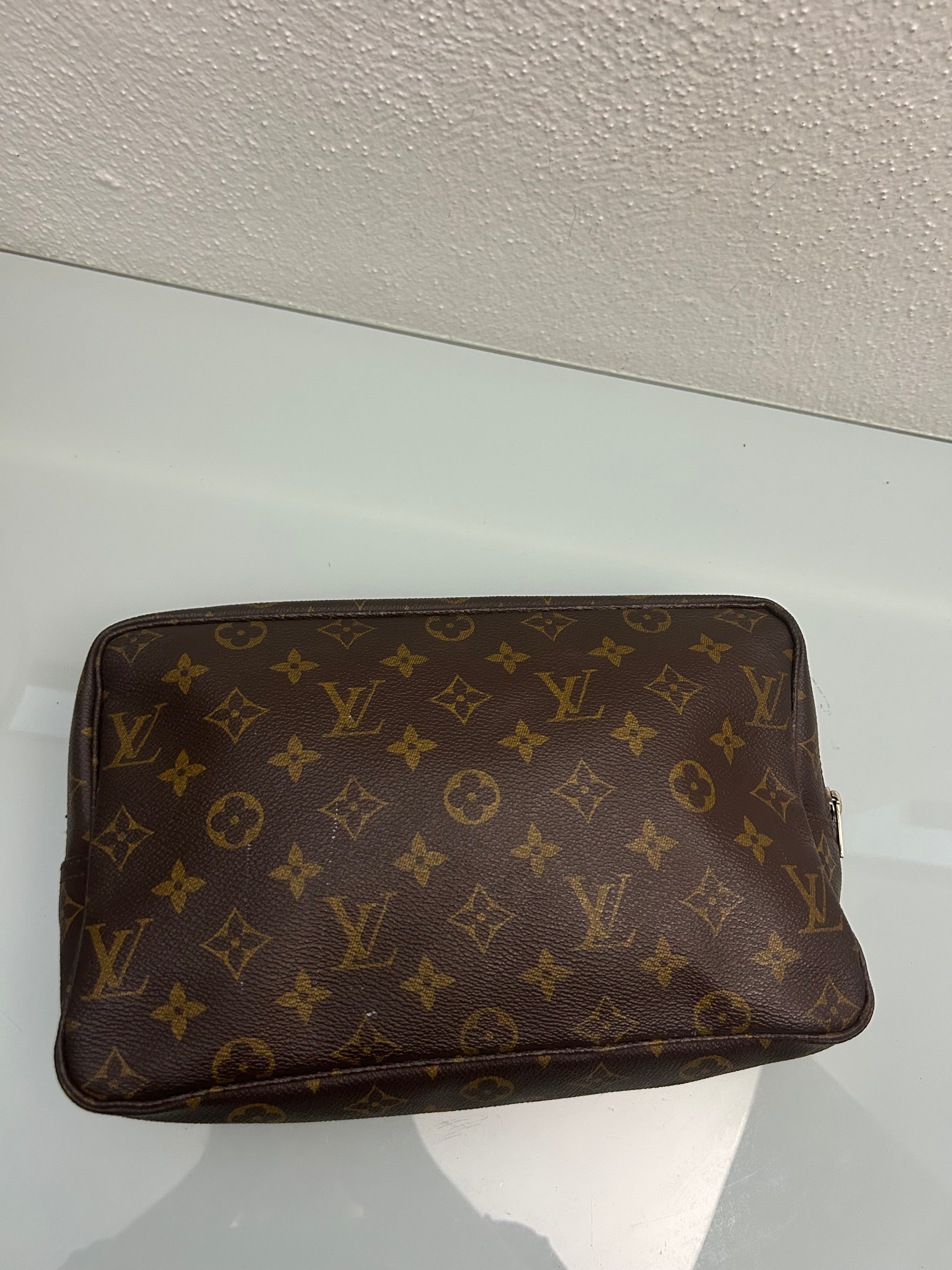 Louis Vuitton Clutch