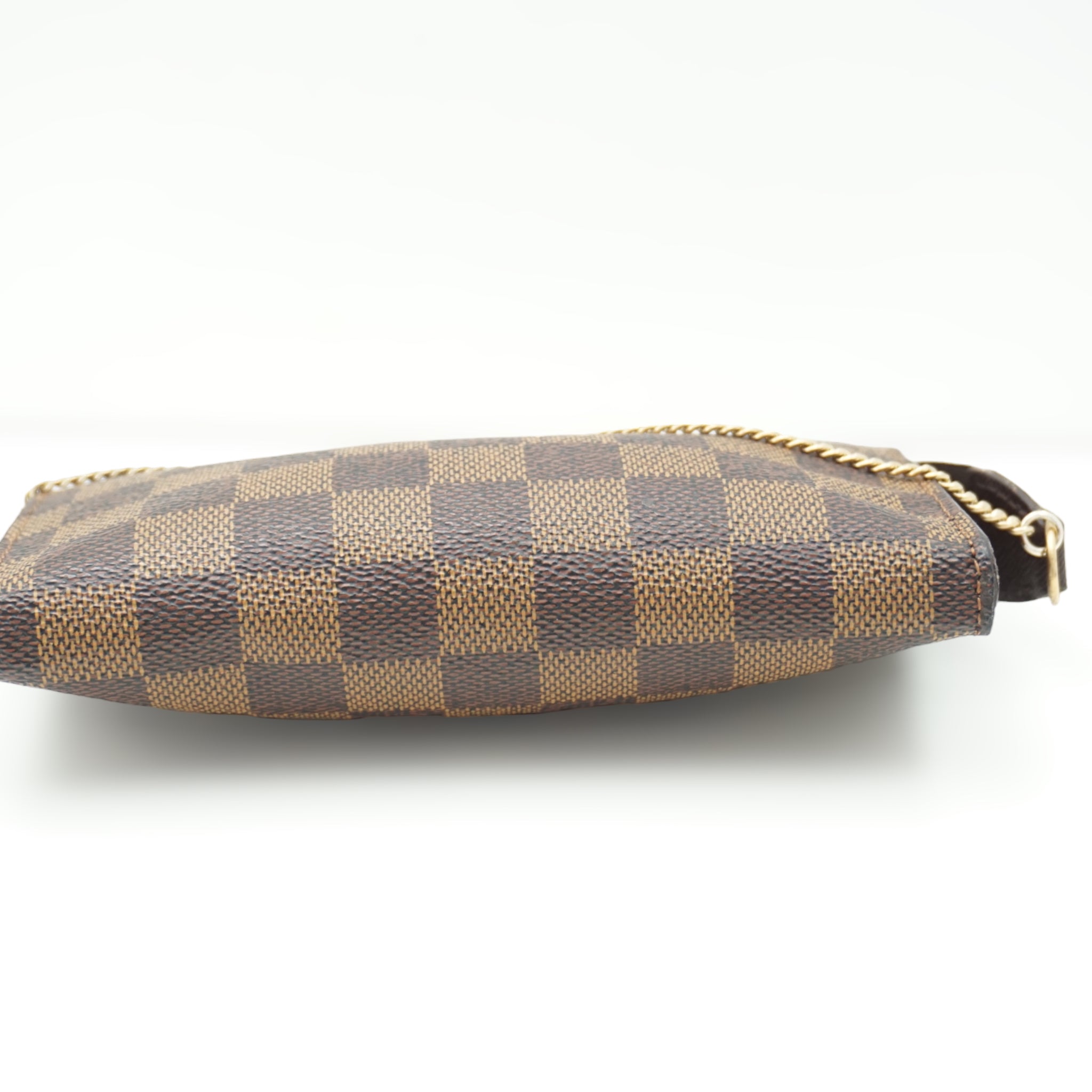 Louis Vuitton Mini Damier Pochette