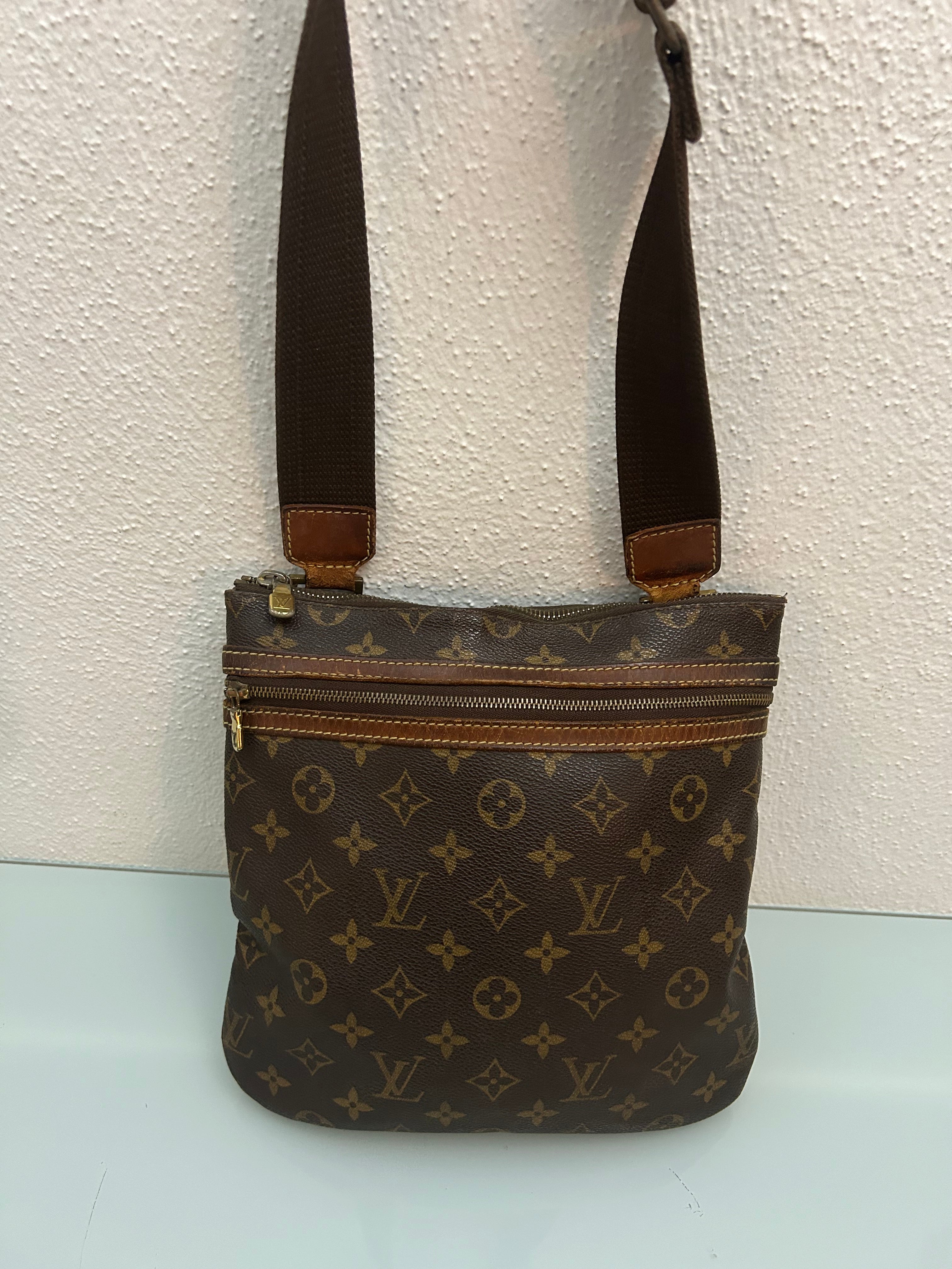 Louis Vuitton Crossbody
