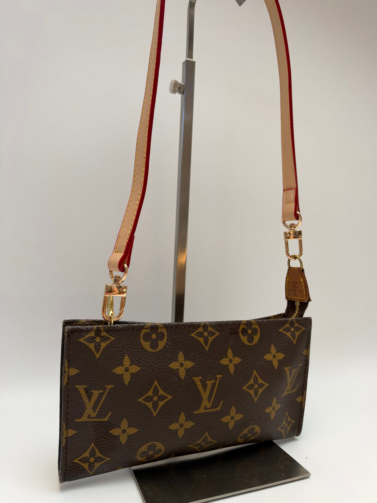 Louis Vuitton Pochette
