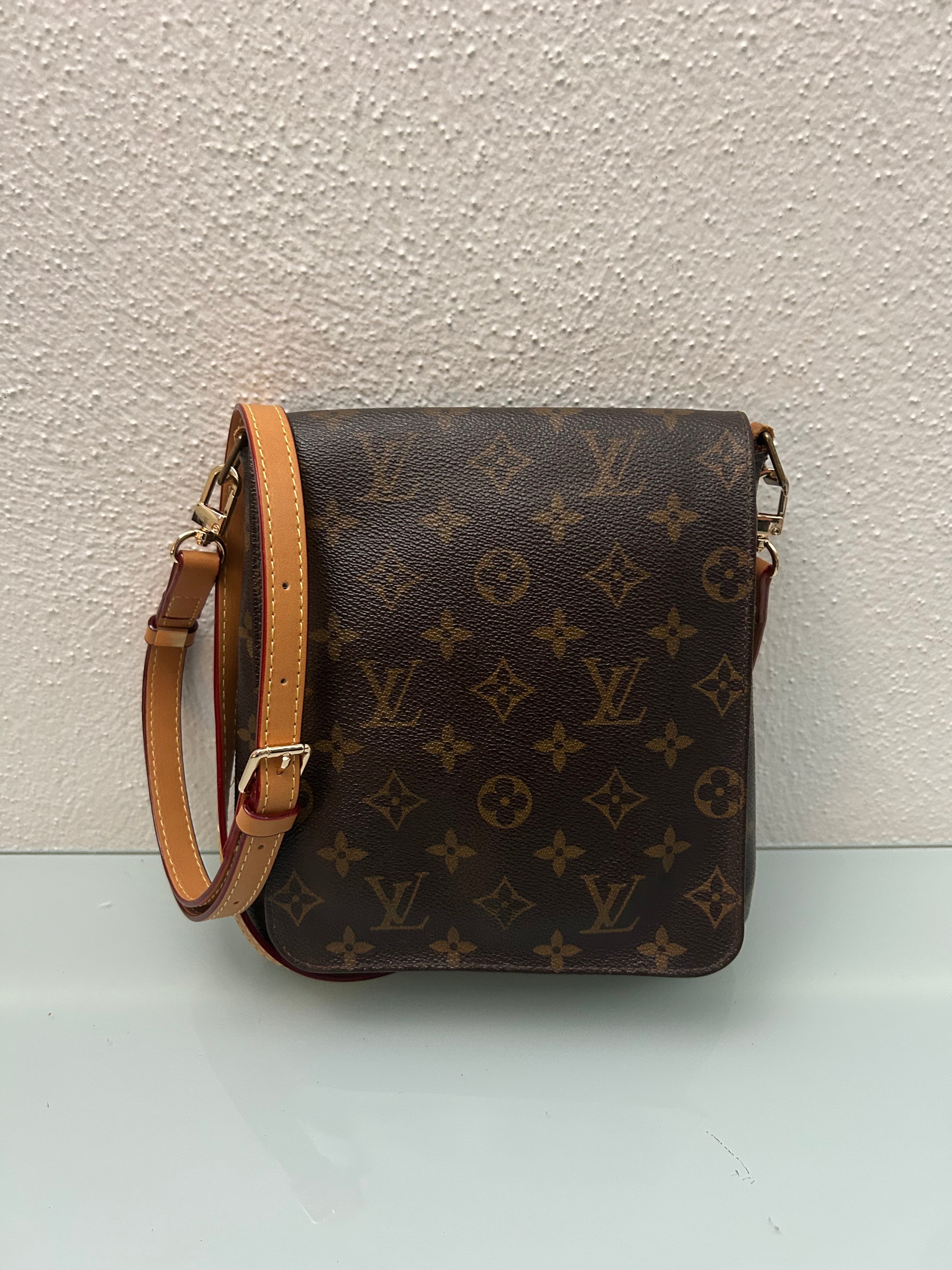 Louis Vuitton Crossbody