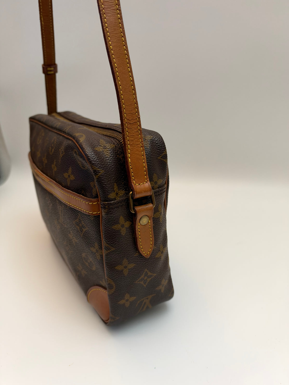 Louis Vuitton Trocadéro 30