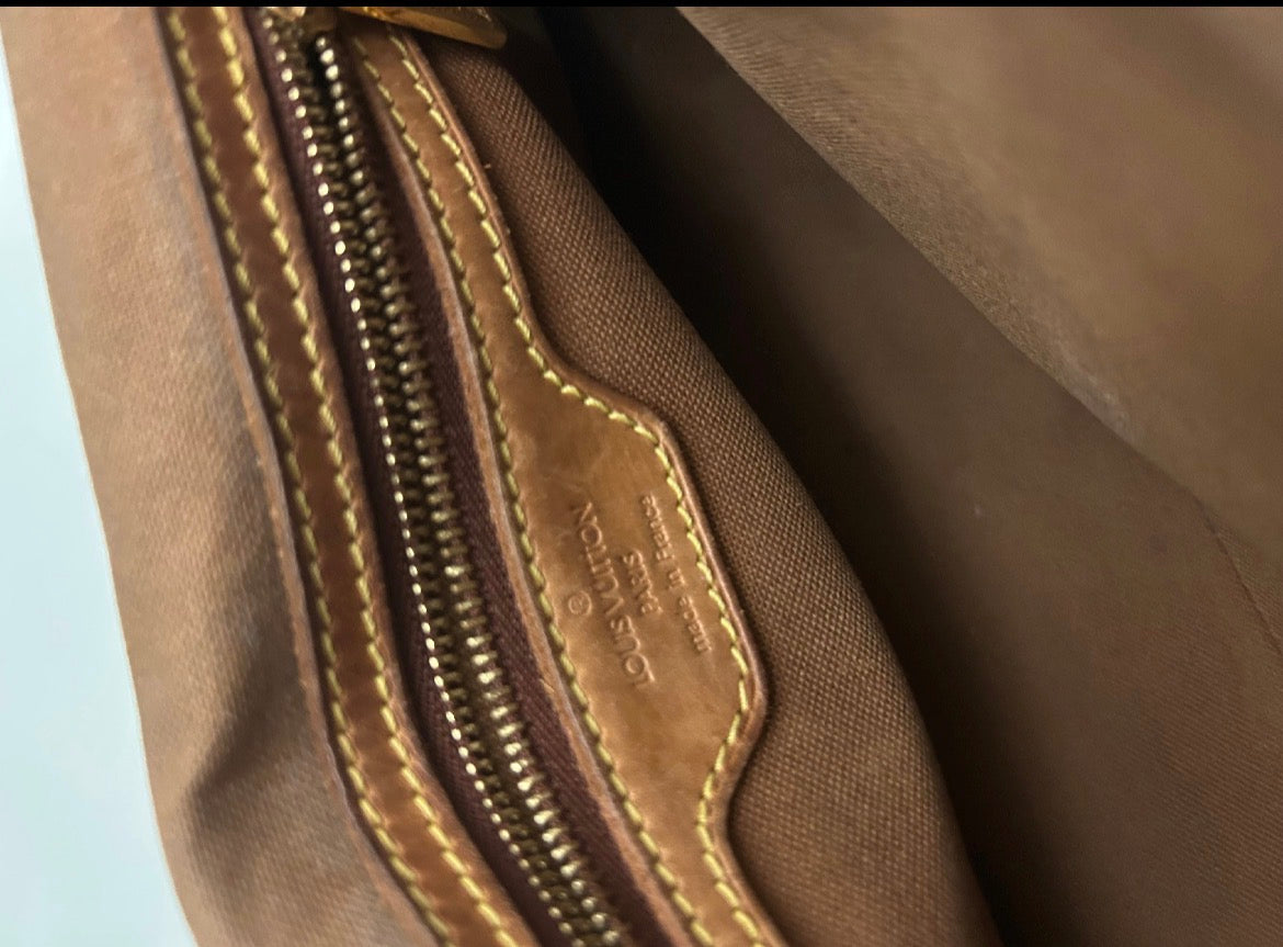 Louis Vuitton Mini Looping