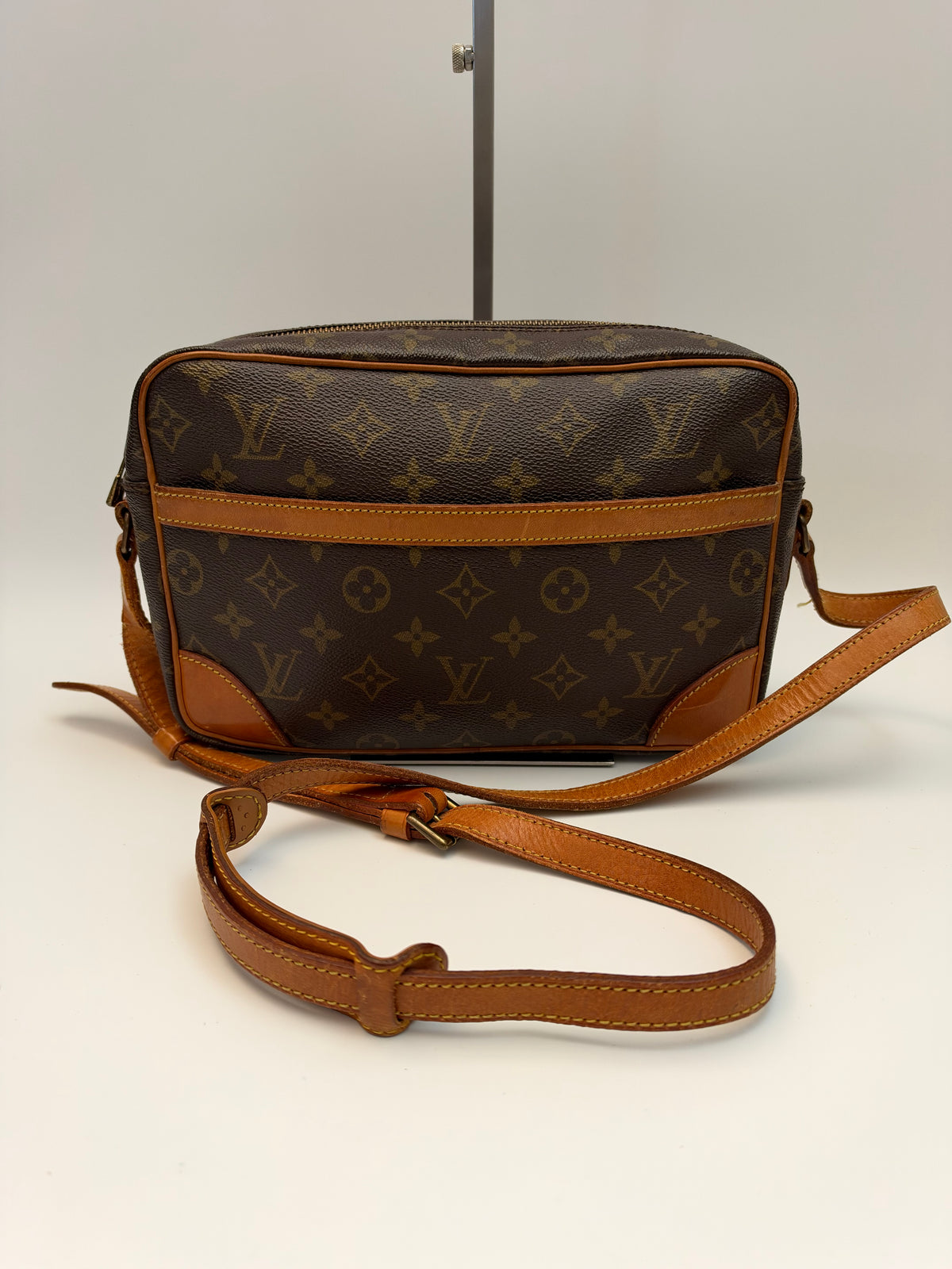 Louis Vuitton Trocadéro 27