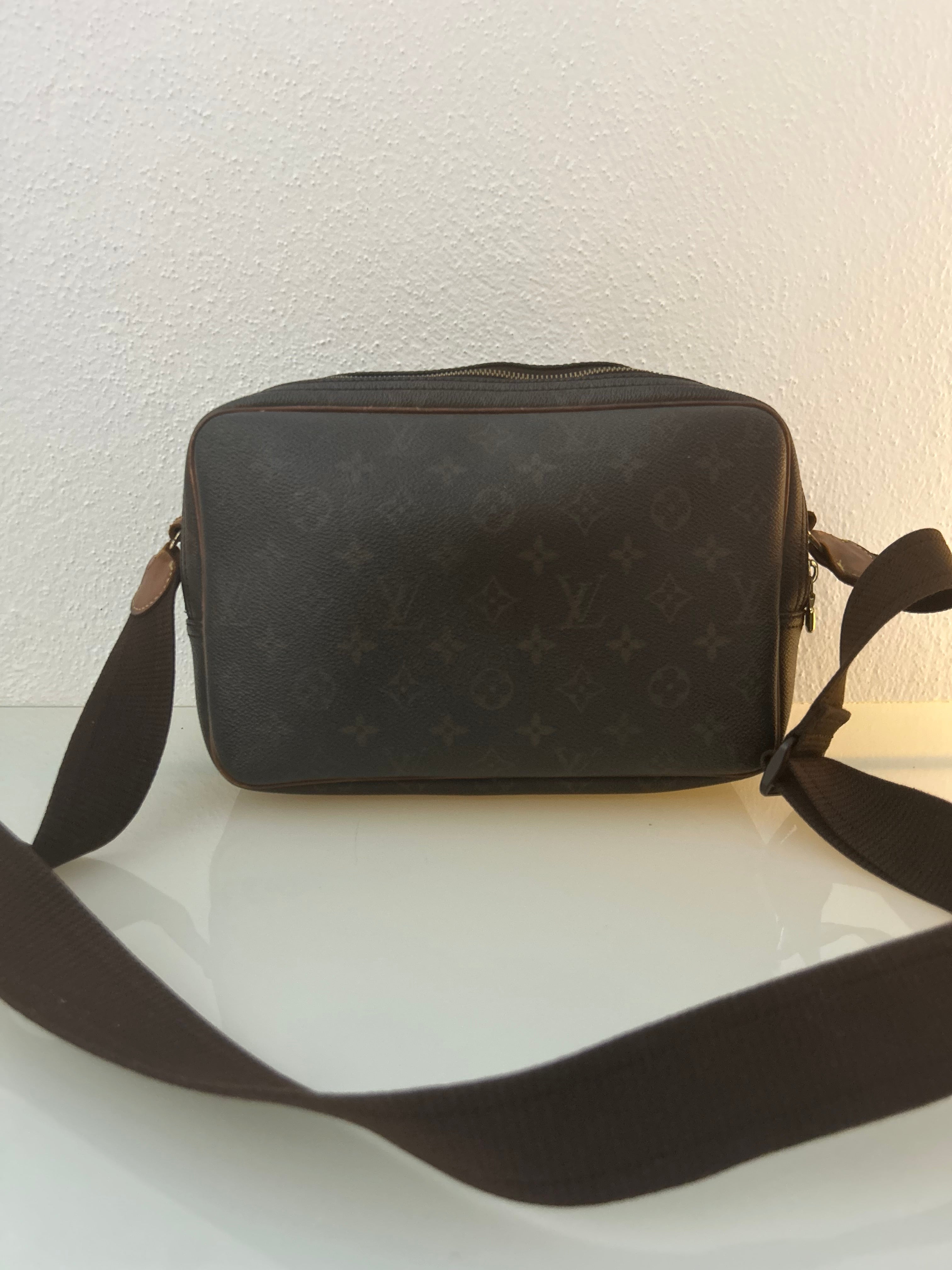 Louis Vuitton Reporter
