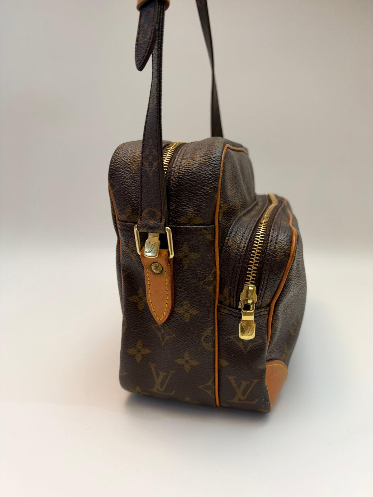 Louis Vuitton Nile