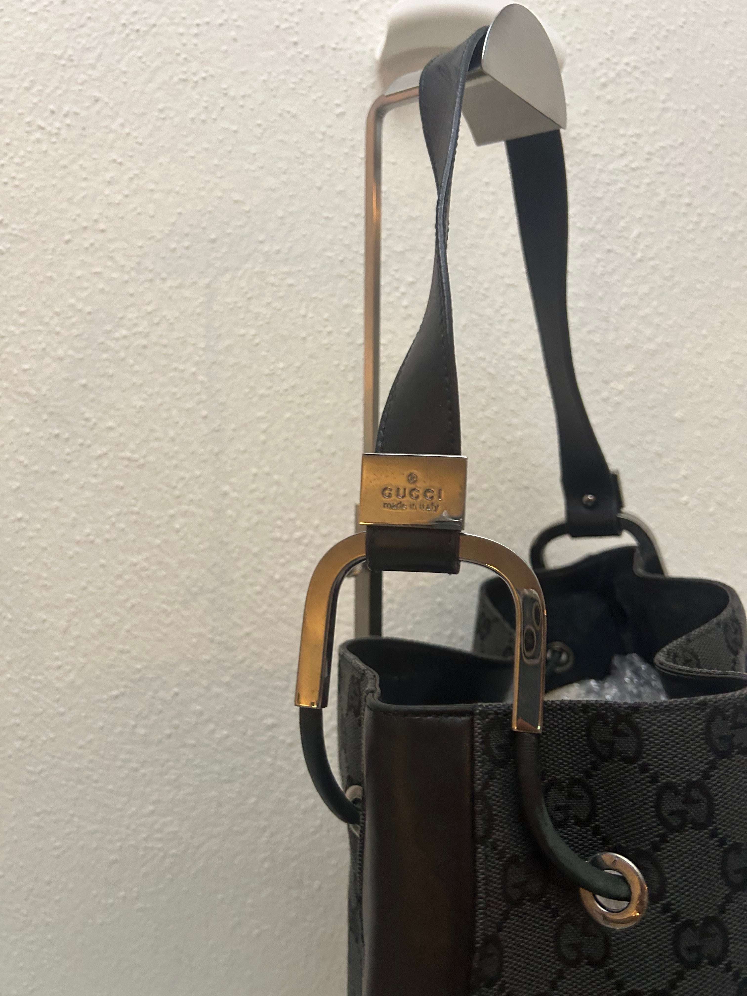 Gucci Black Shoulder Bag