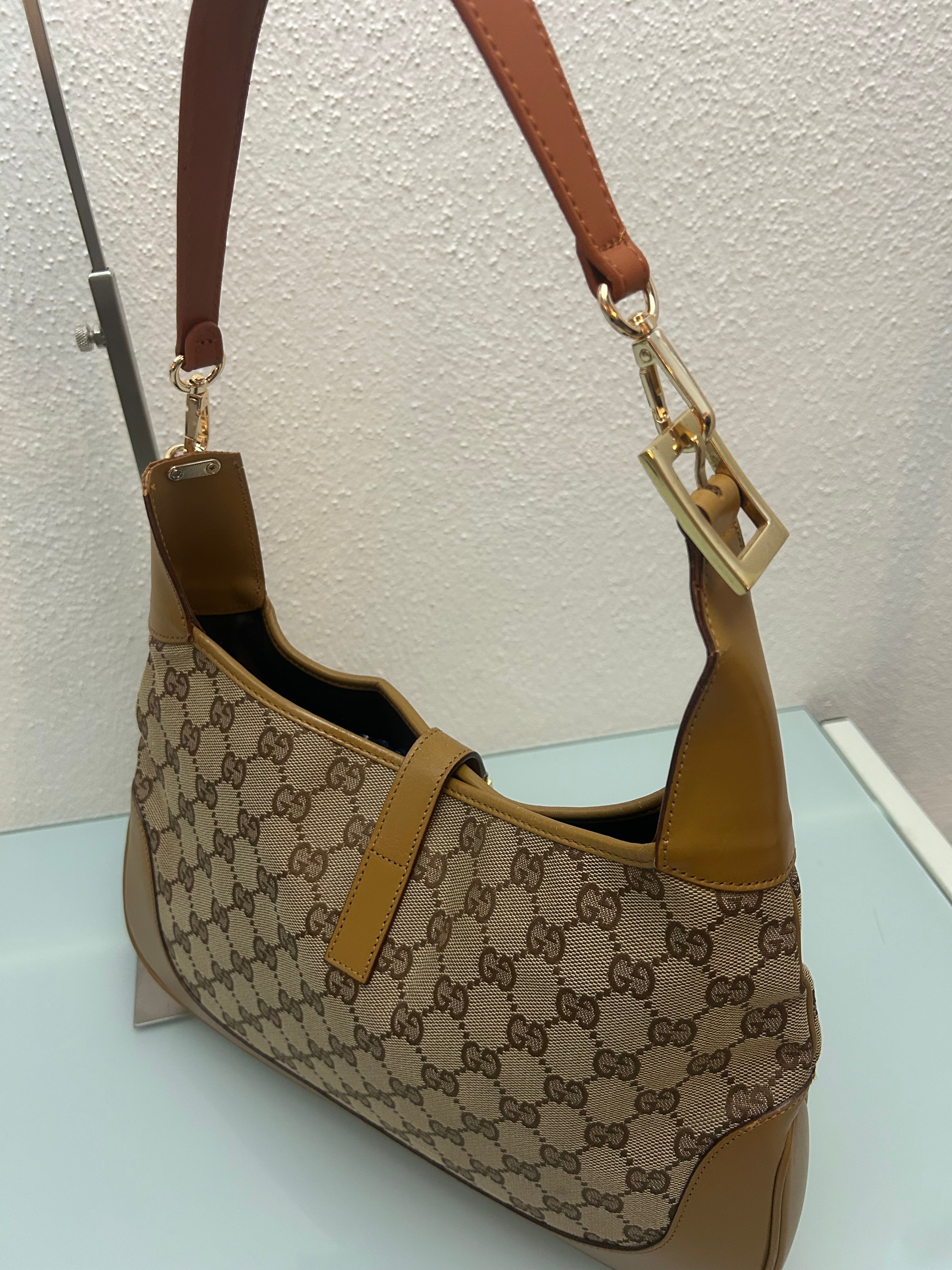 Gucci Jackie
