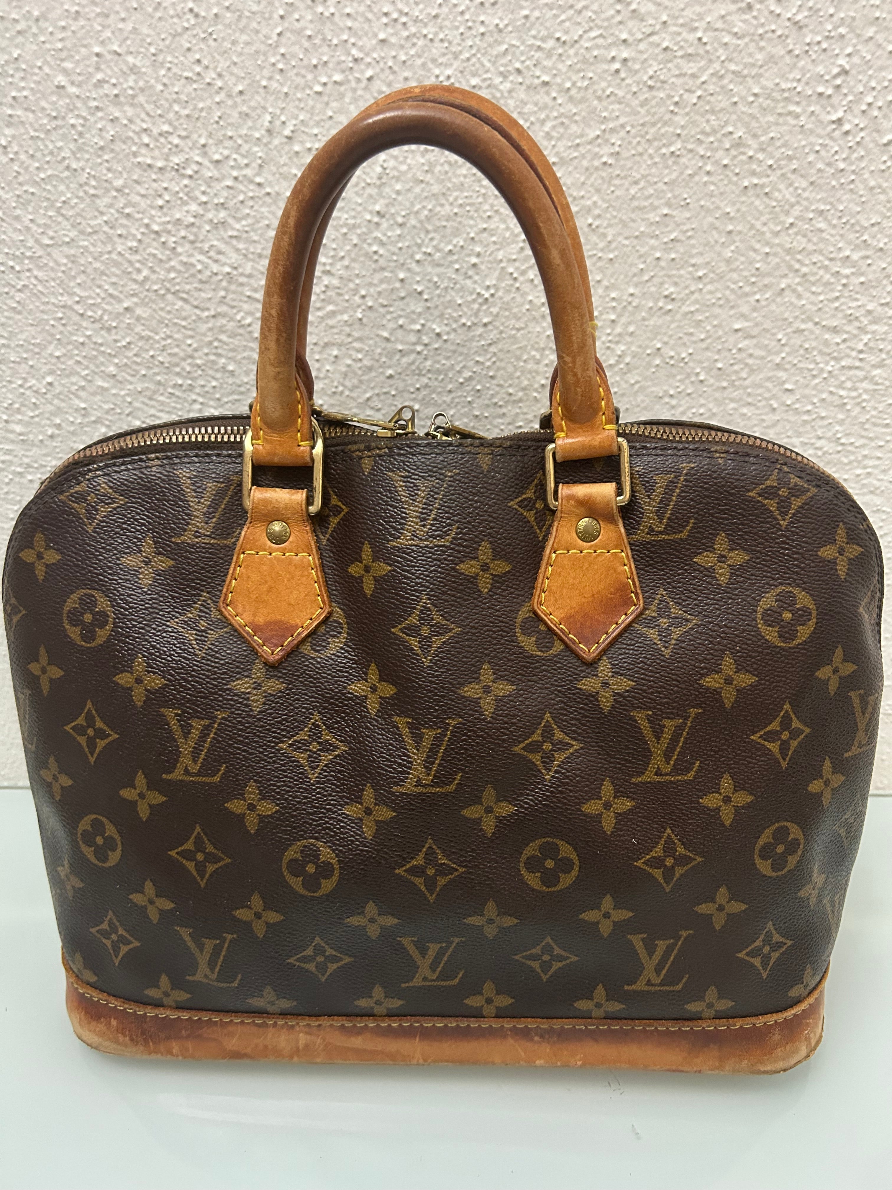Louis Vuitton Alma