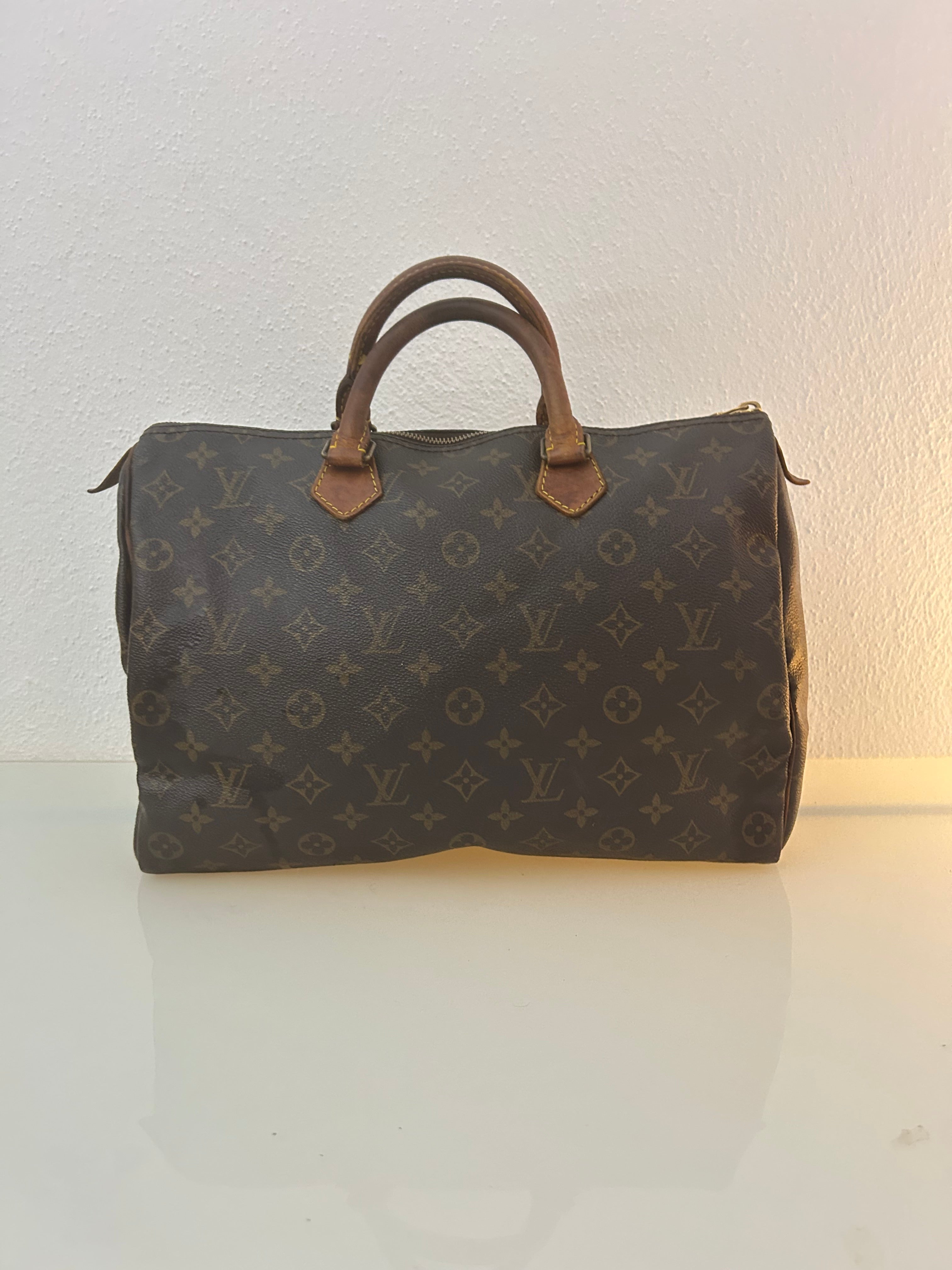 Louis Vuitton Speedy 40