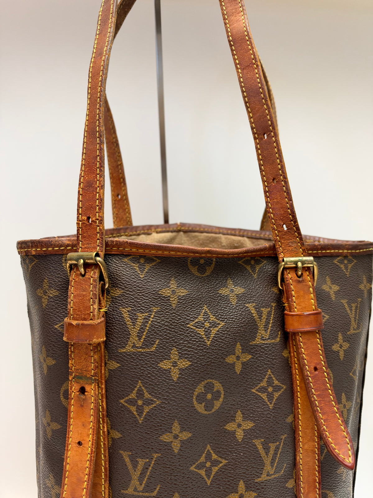 Louis Vuitton Marais