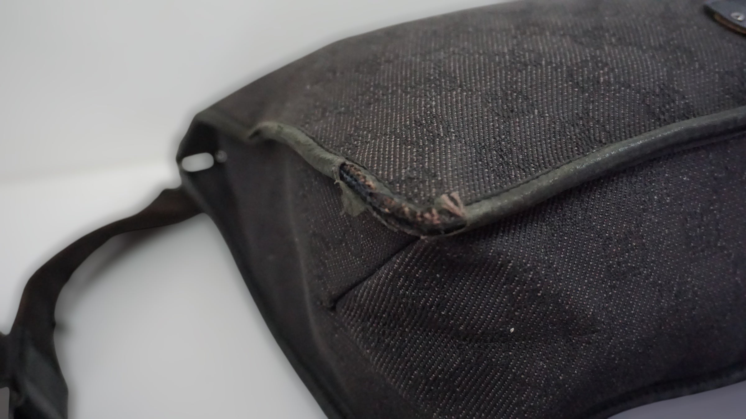 Gucci Messenger