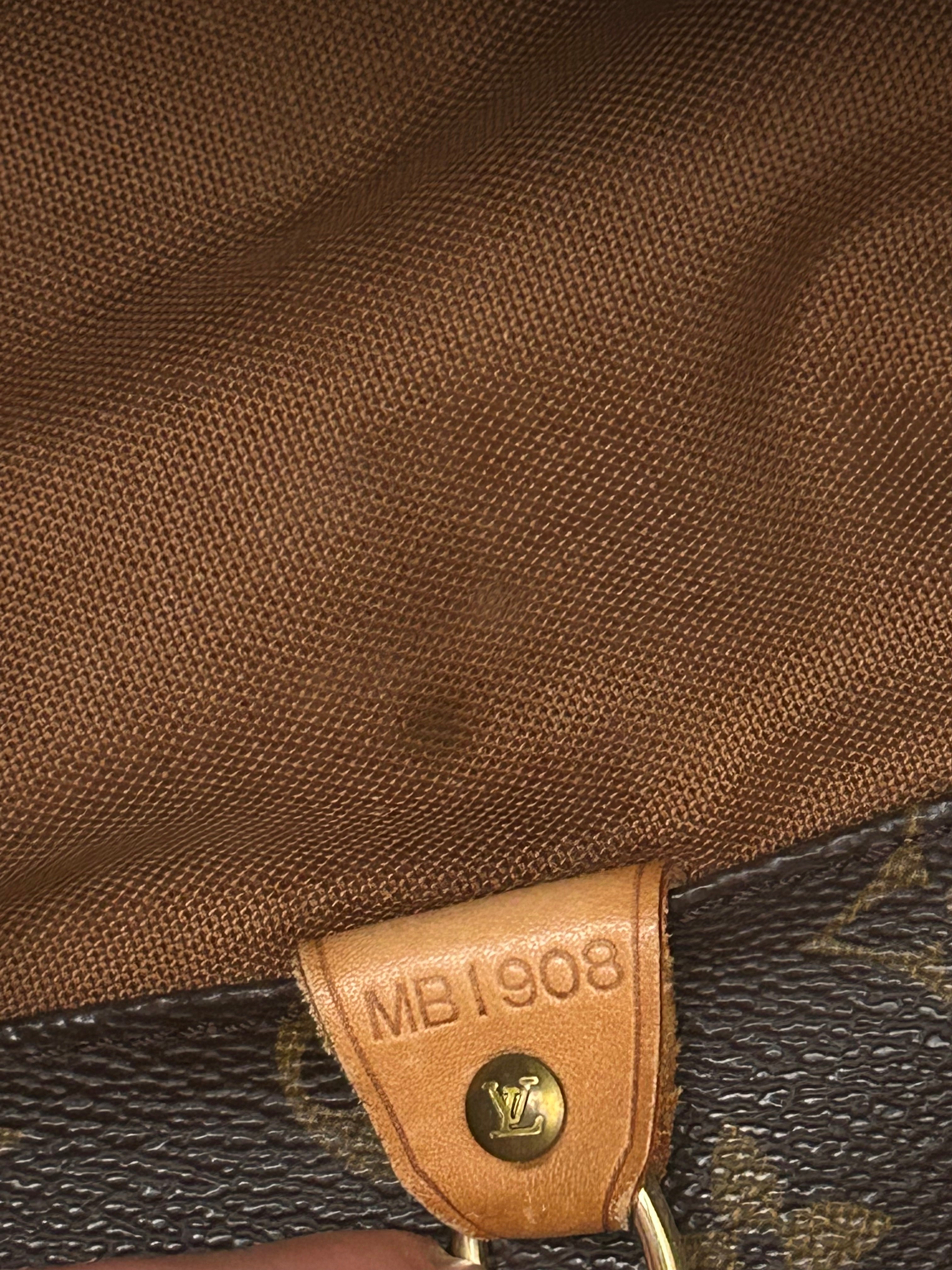 Louis Vuitton Shopper