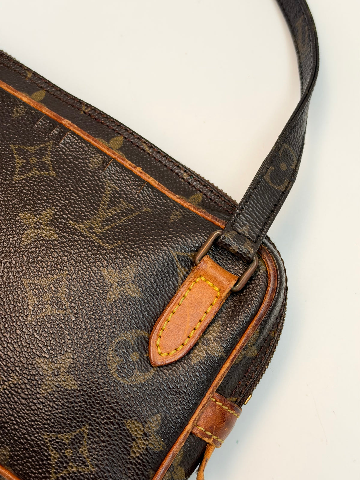Louis Vuitton Pochette Marly Bandoulière