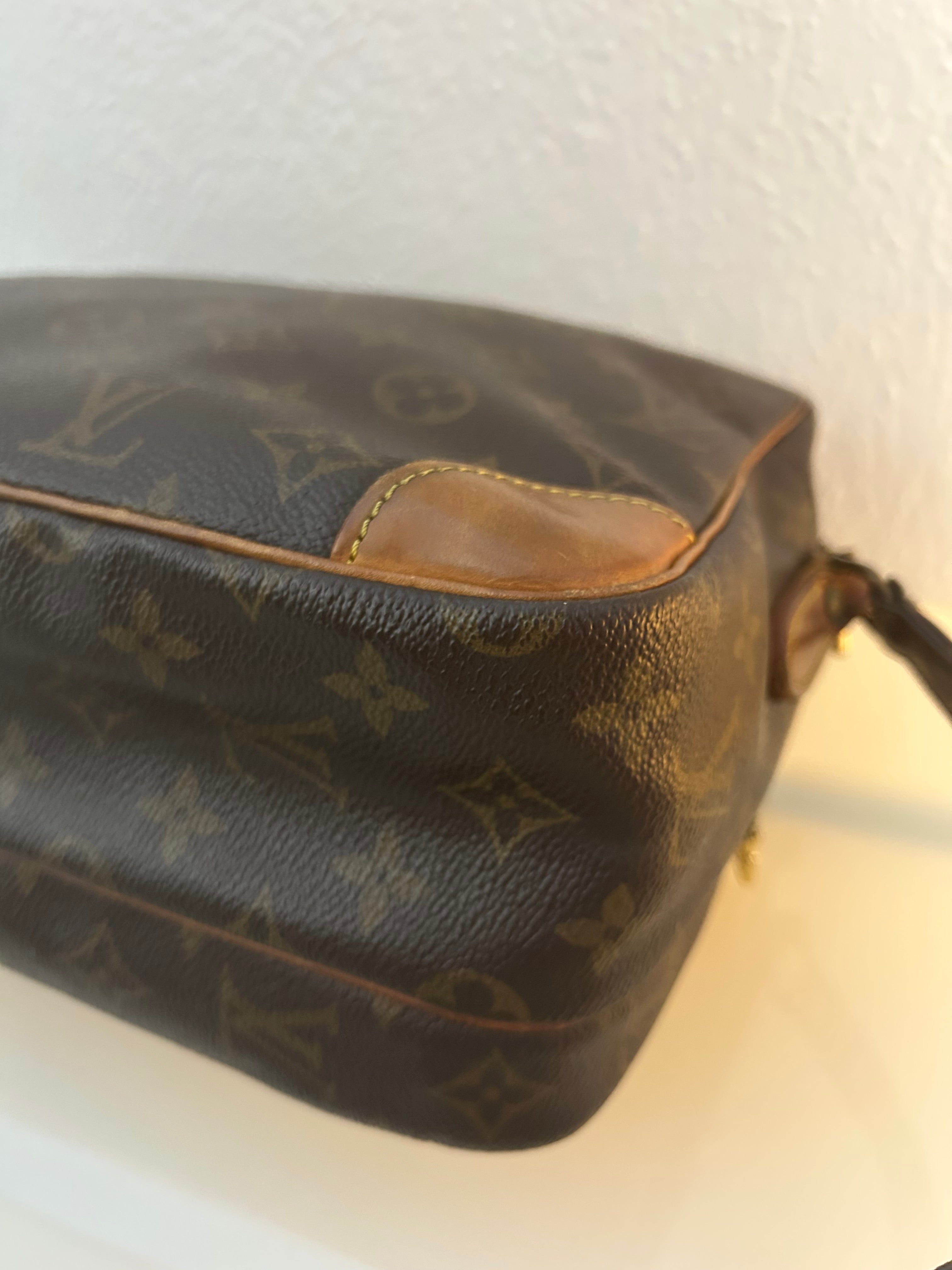 Louis Vuitton Nile