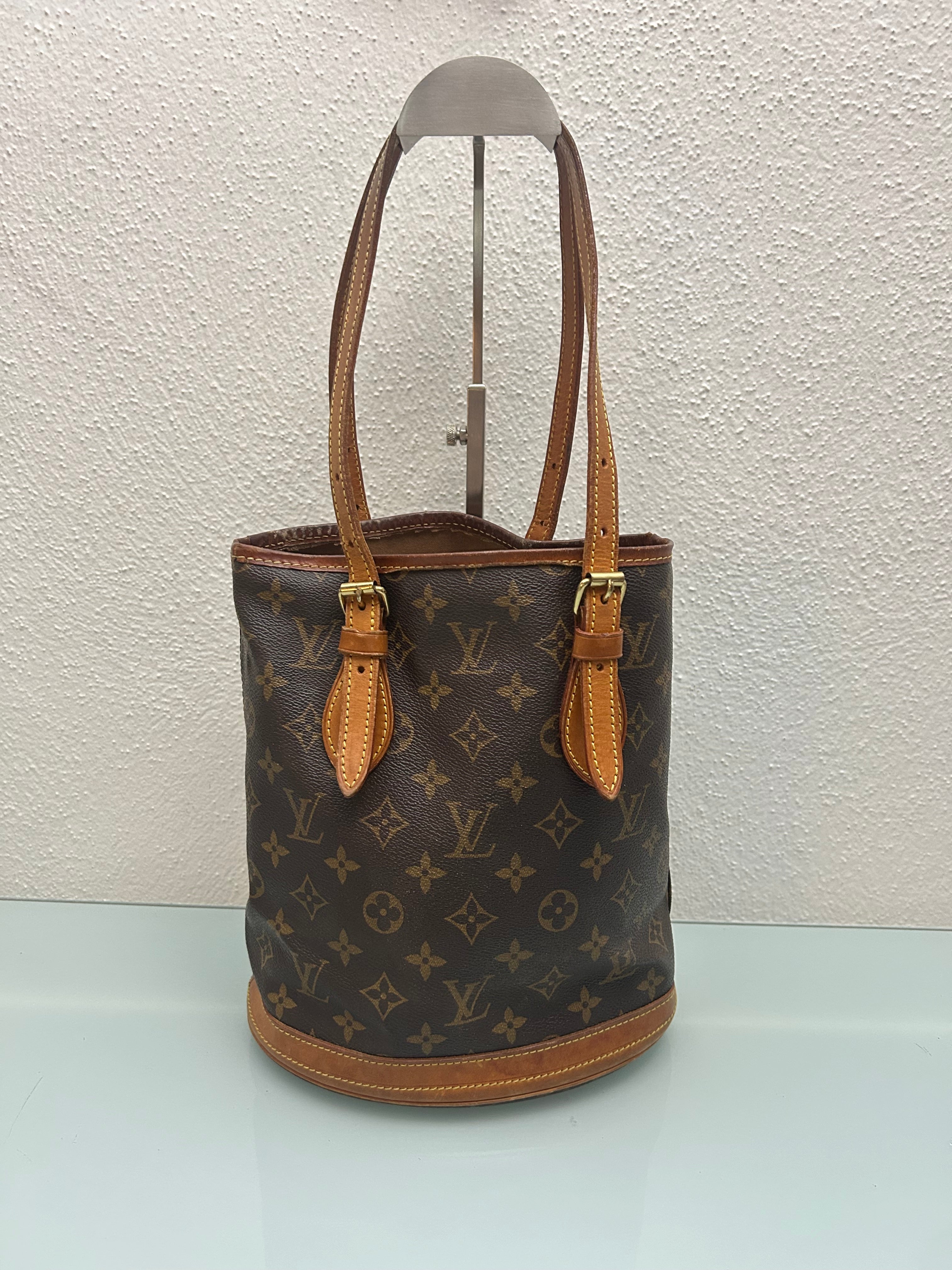 Louis Vuitton Marais Bucket