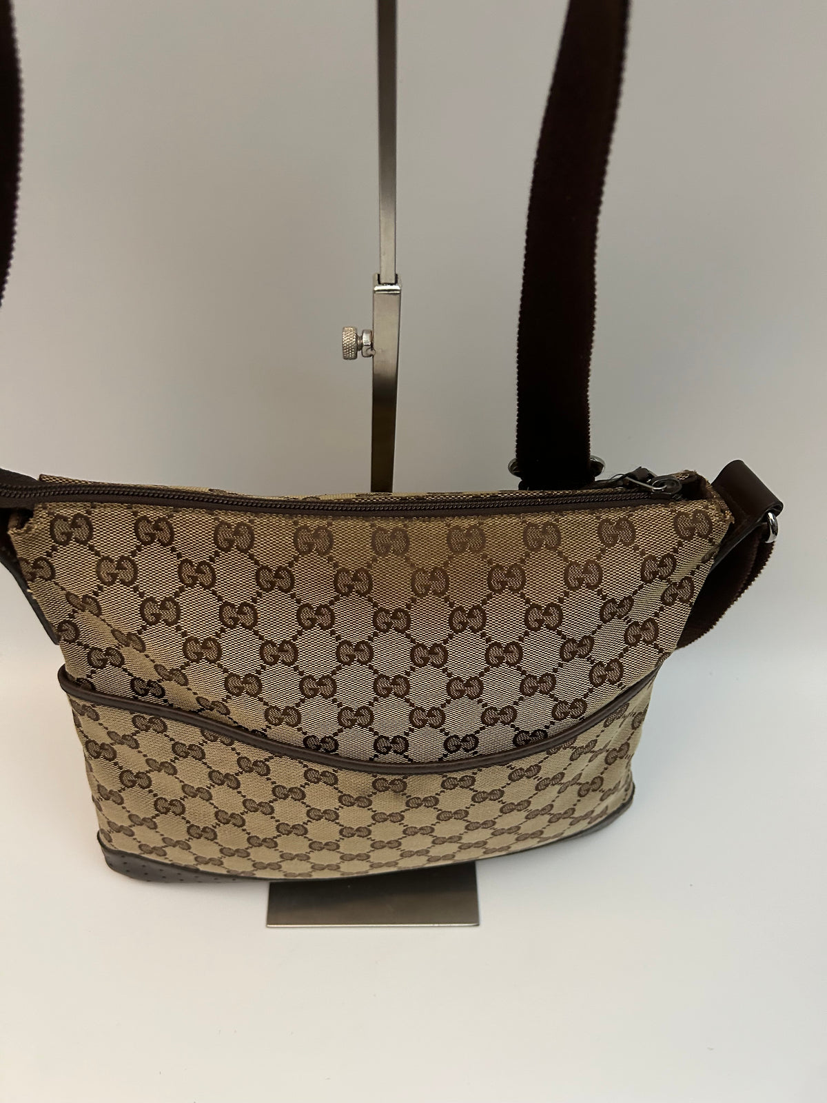 Gucci Messenger