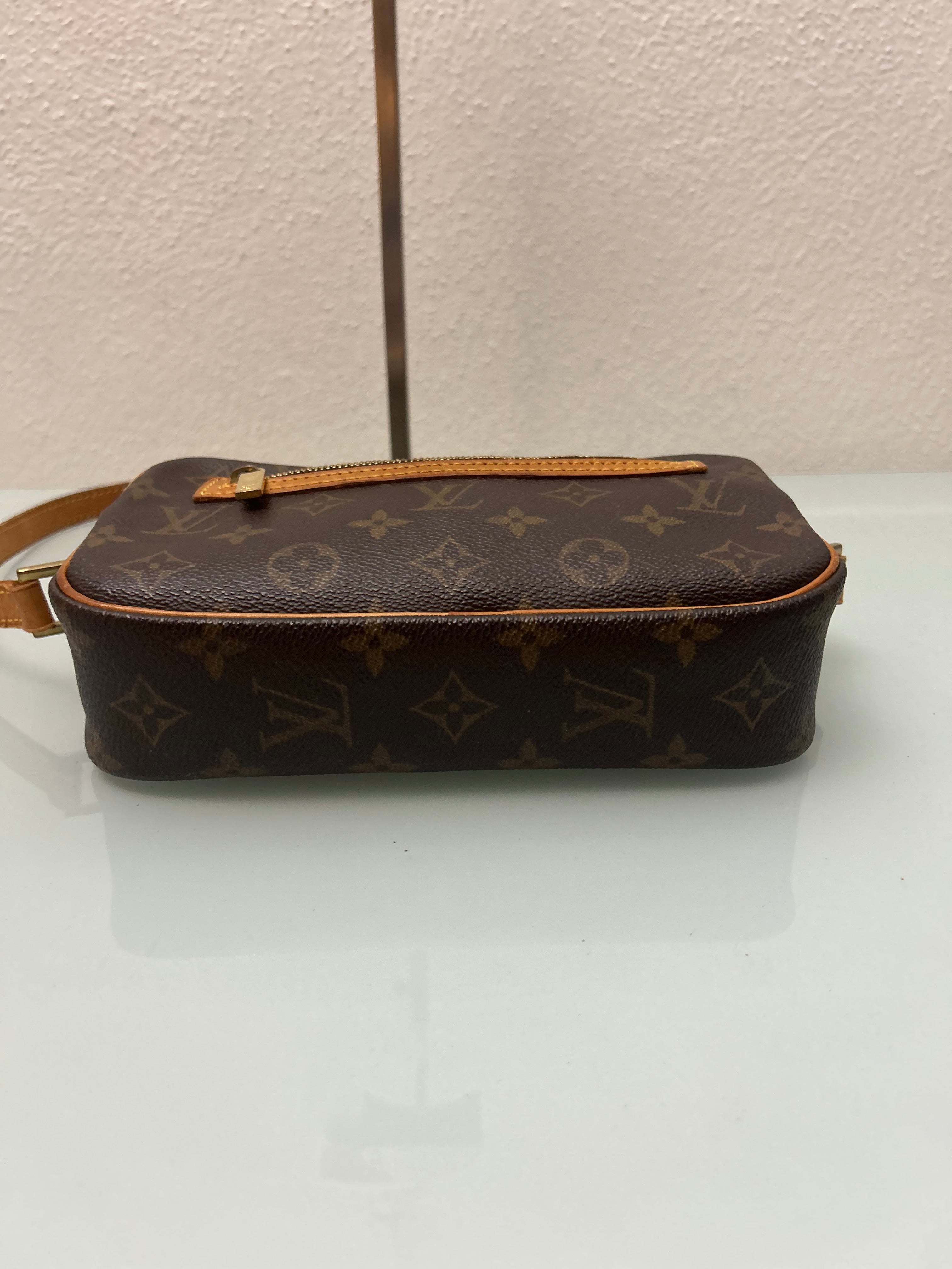 Louis Vuitton Skuldertaske