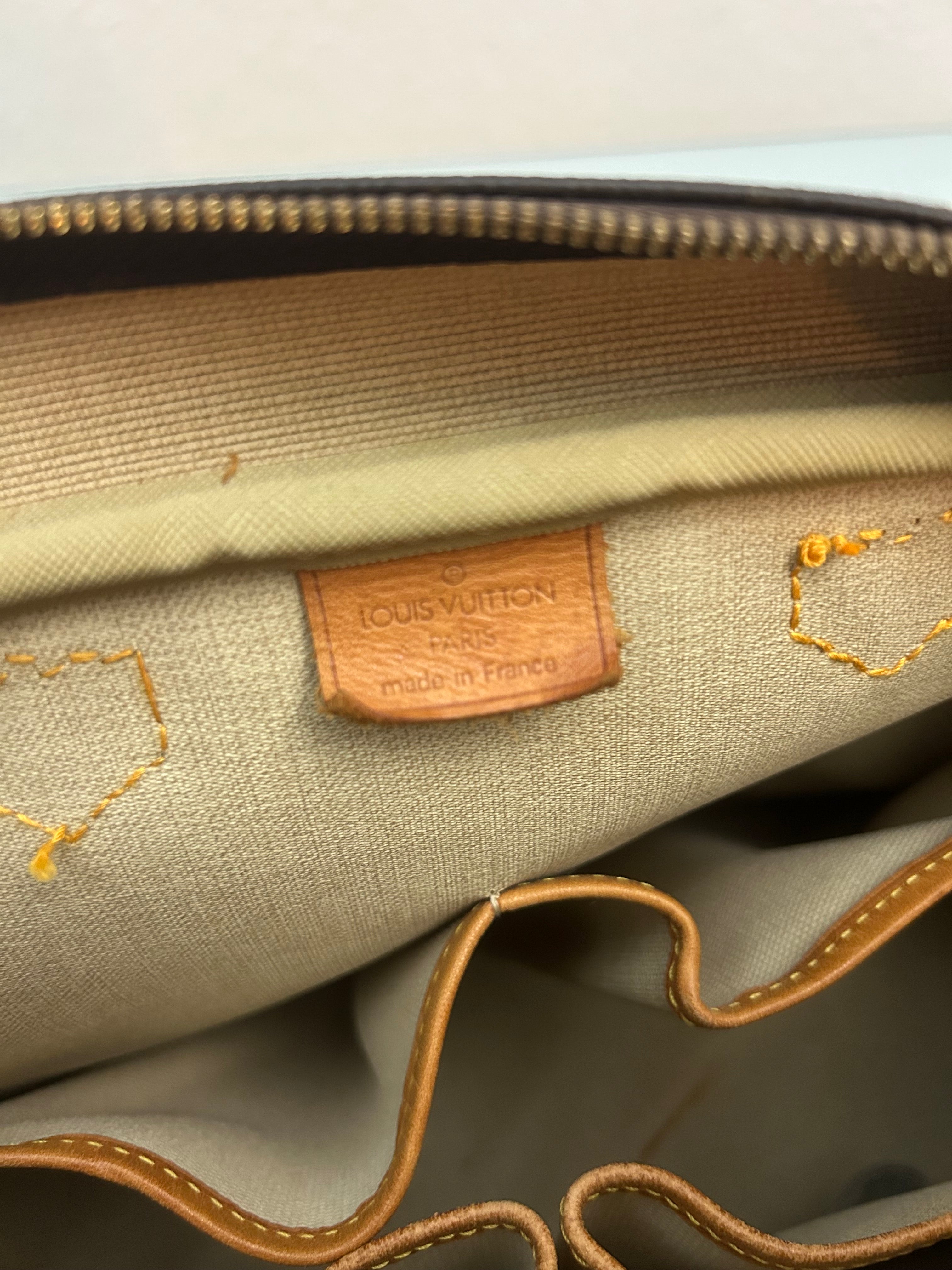 Louis Vuitton Deaudville