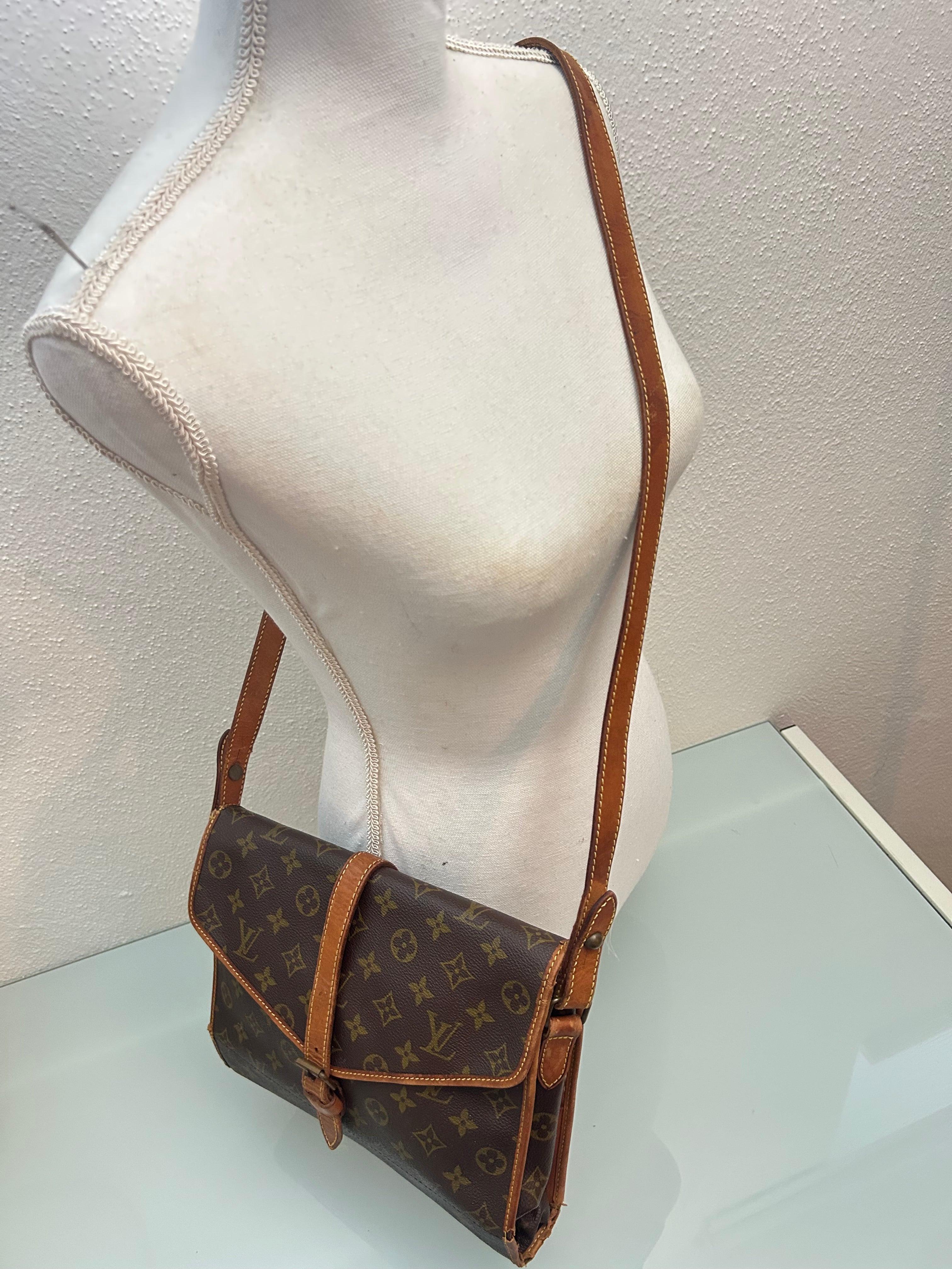 Louis Vuitton Crossbody