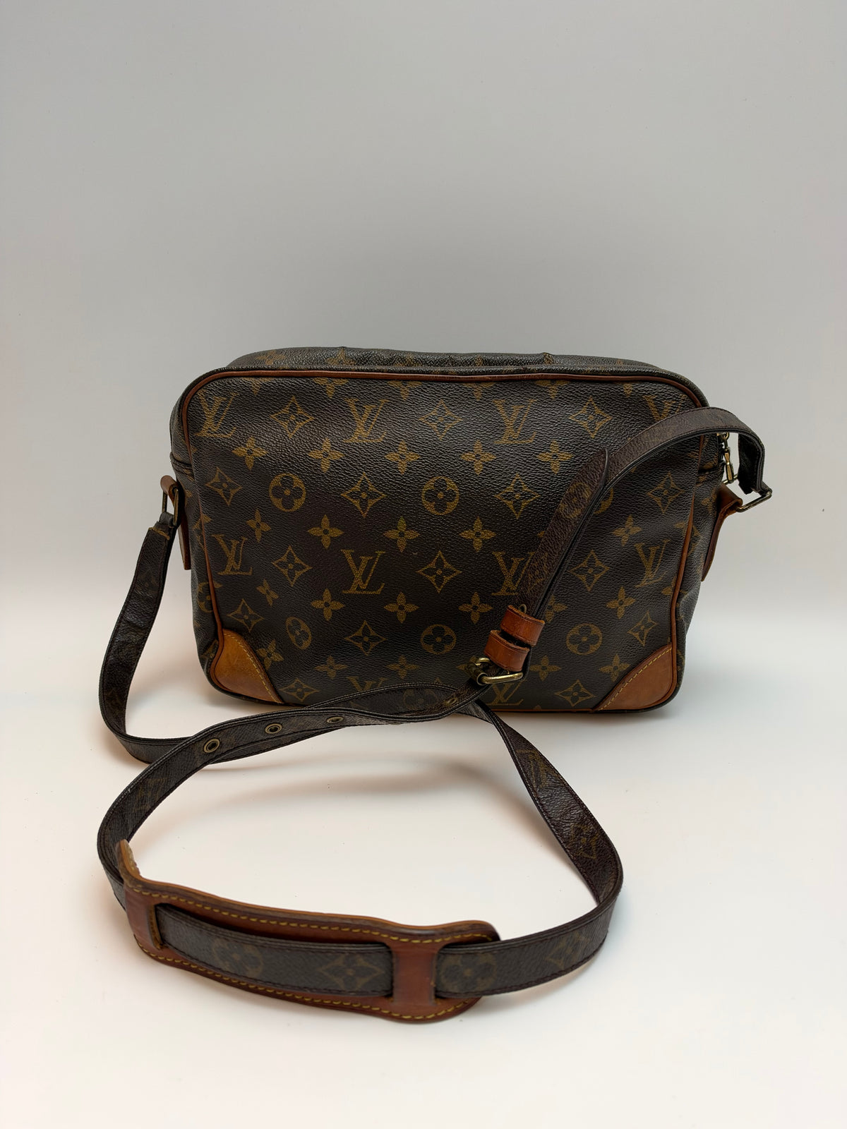 Louis Vuitton Nile