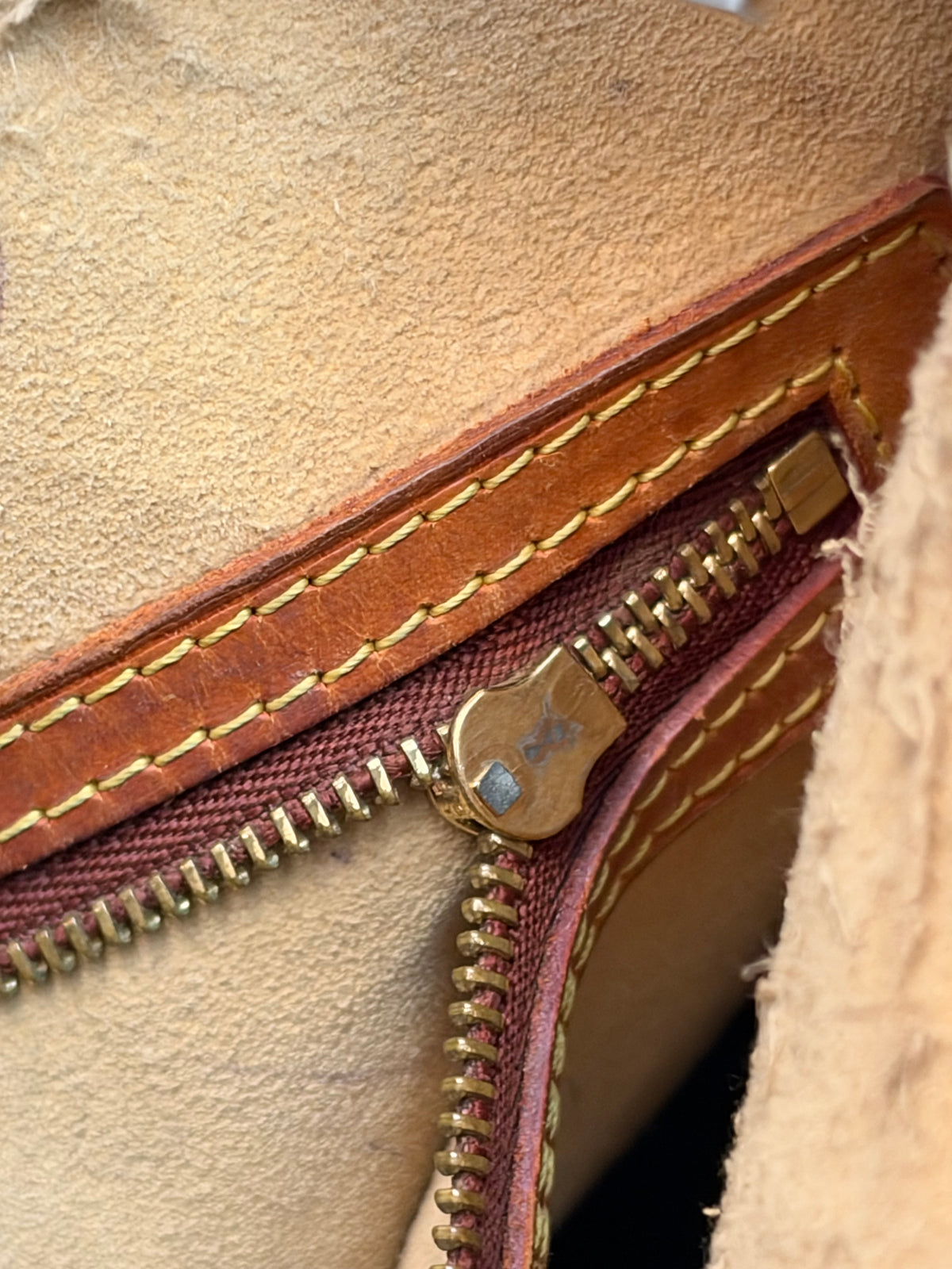 Louis Vuitton Looping