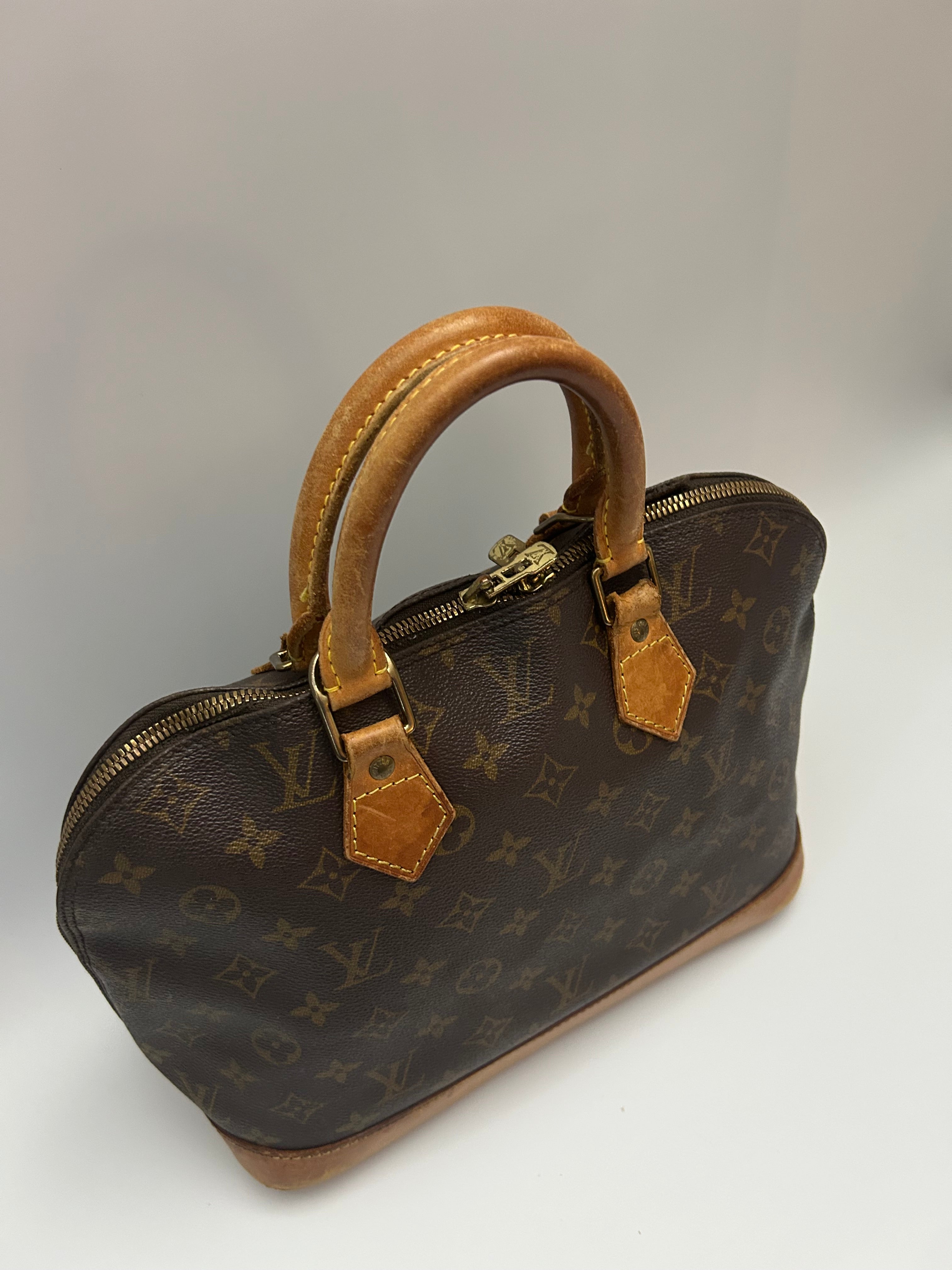 Louis Vuitton Alma