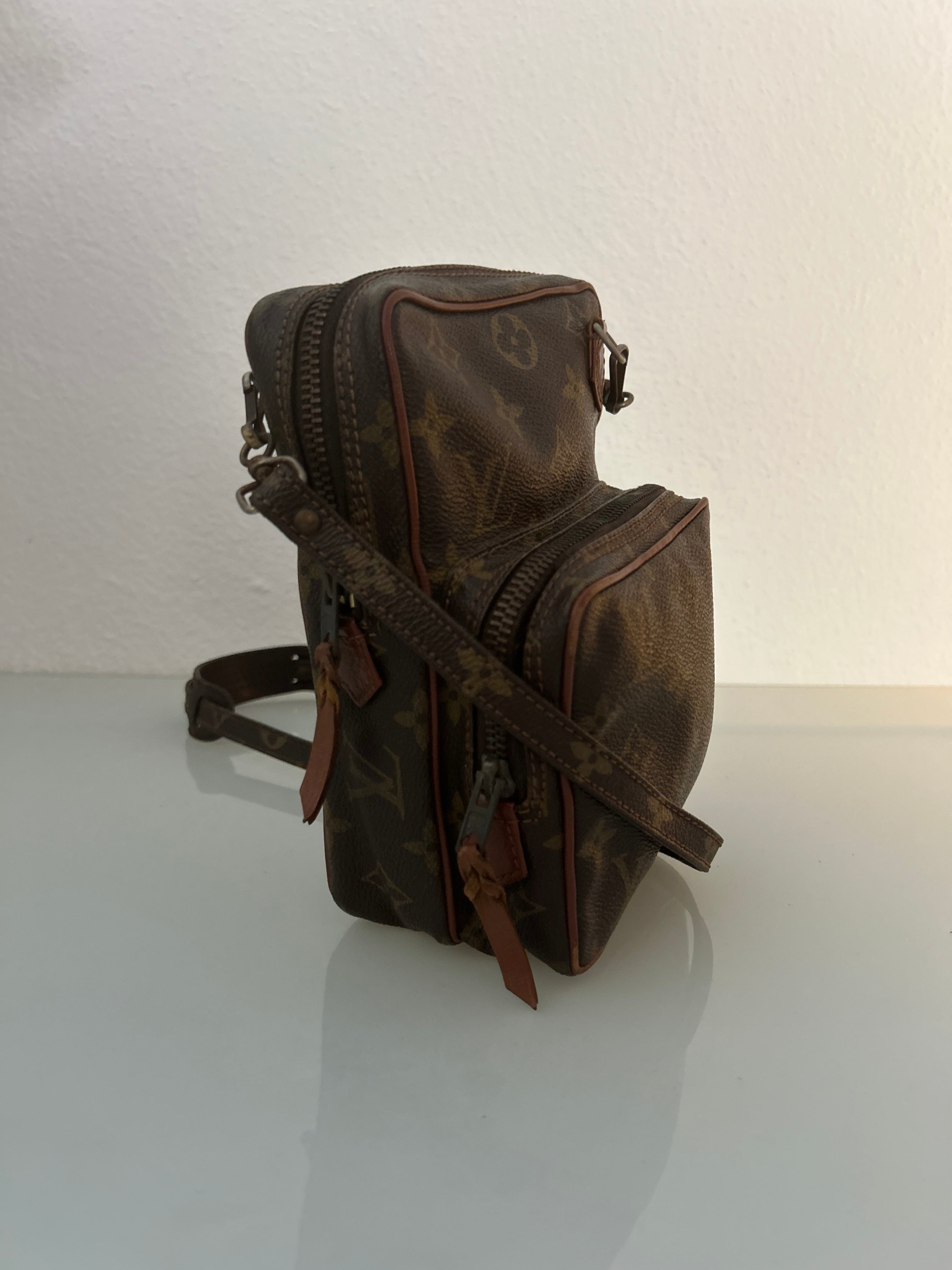 Louis Vuitton Crossbody
