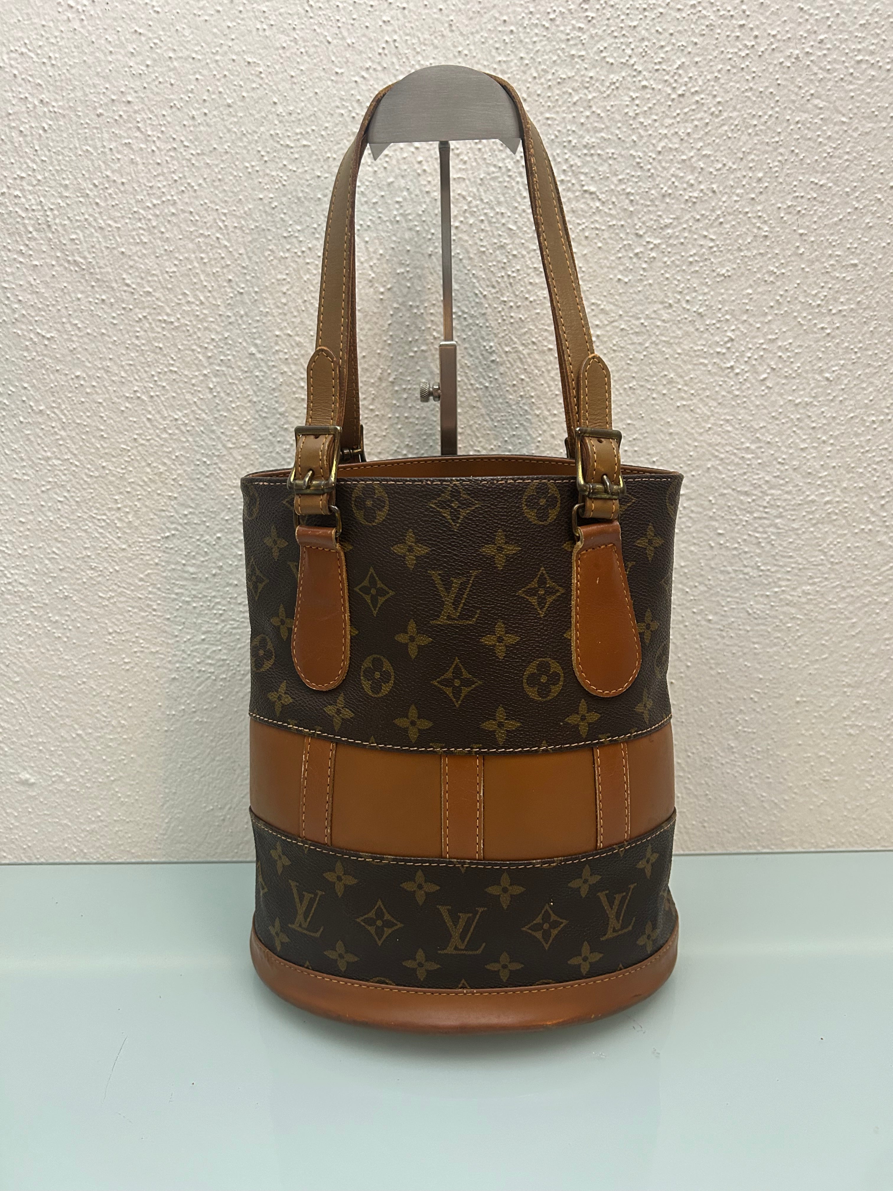 Louis Vuitton Marais Bucket