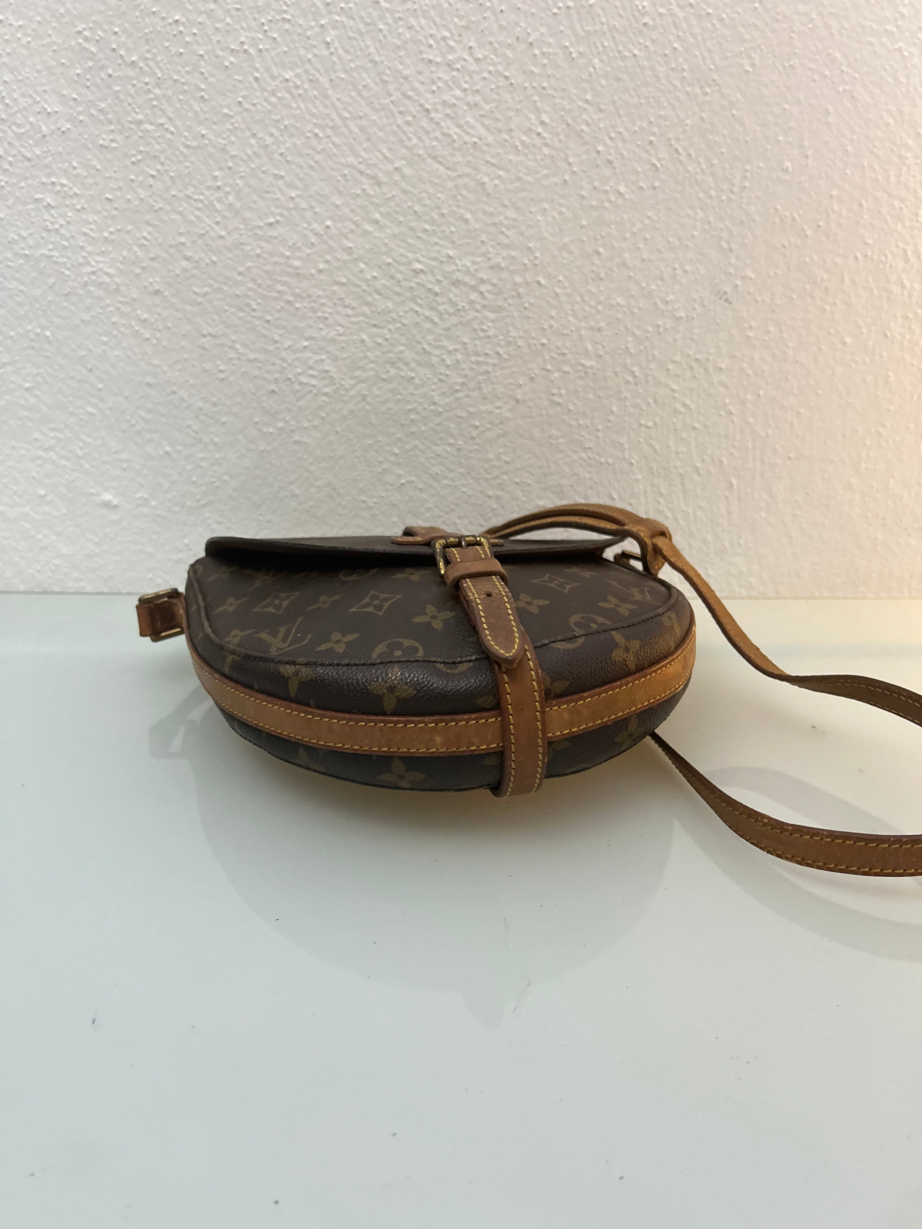 Louis Vuitton Chantilly