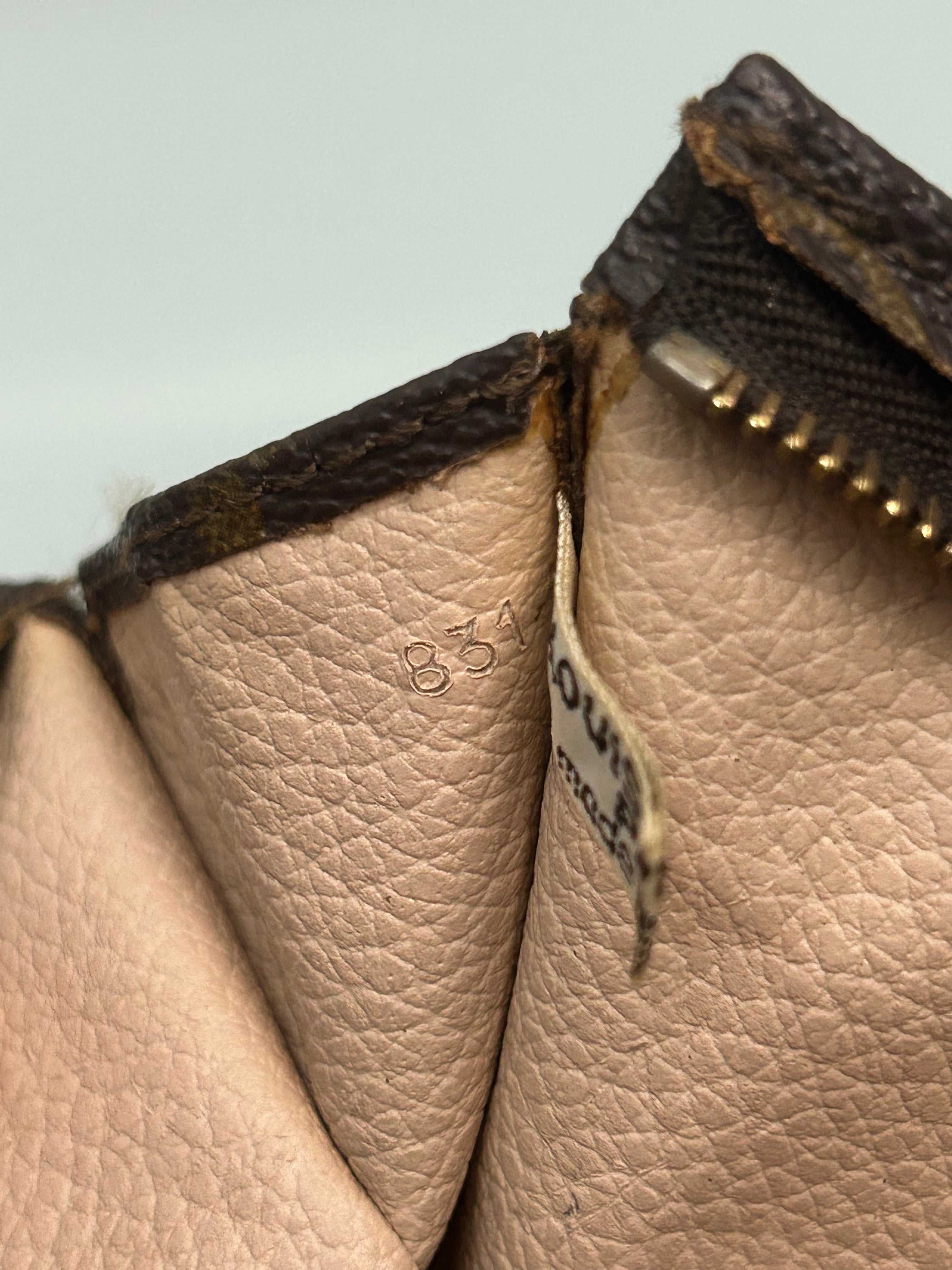 Louis Vuitton Clutch