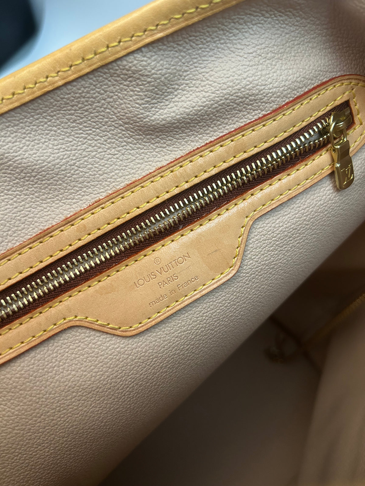 Louis Vuitton Marais Bucket