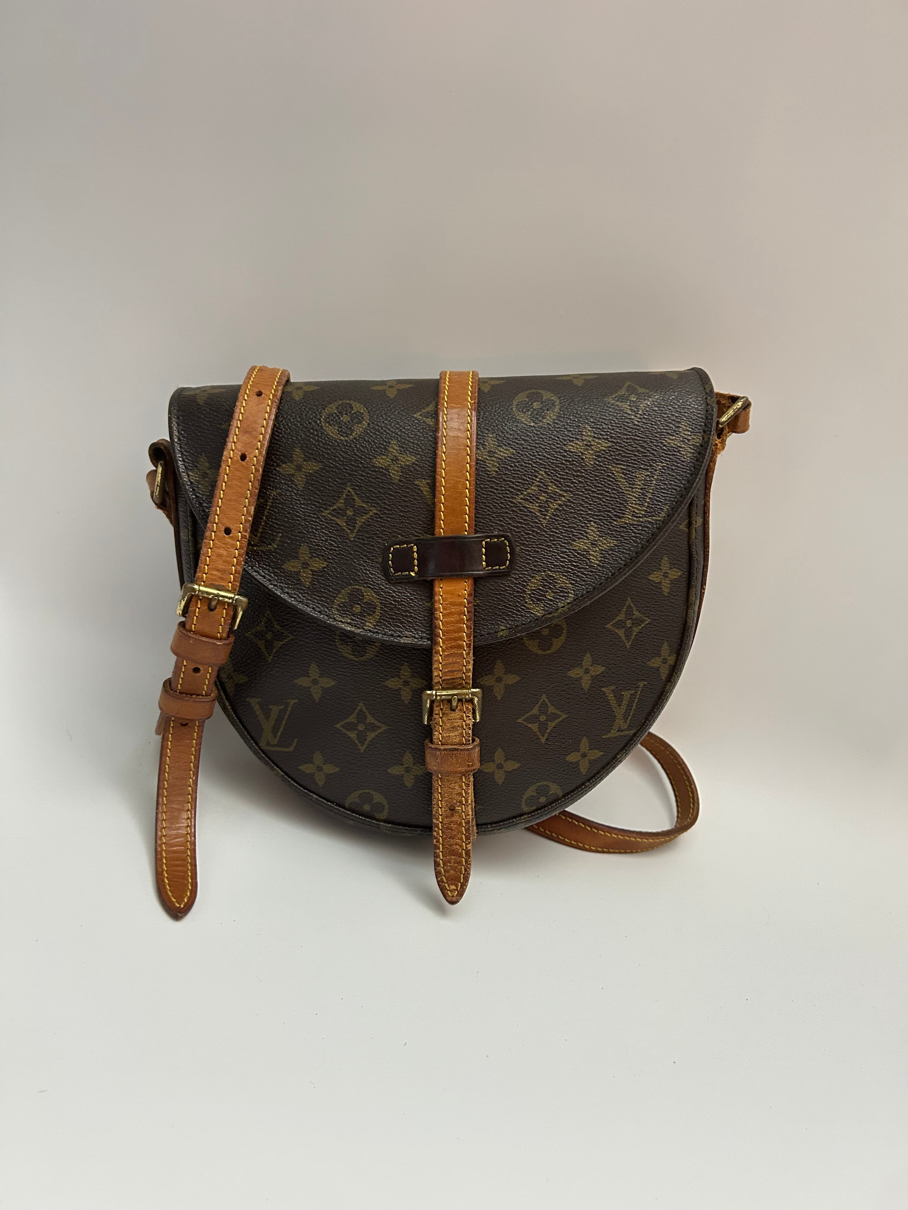 Louis Vuitton Chantilly