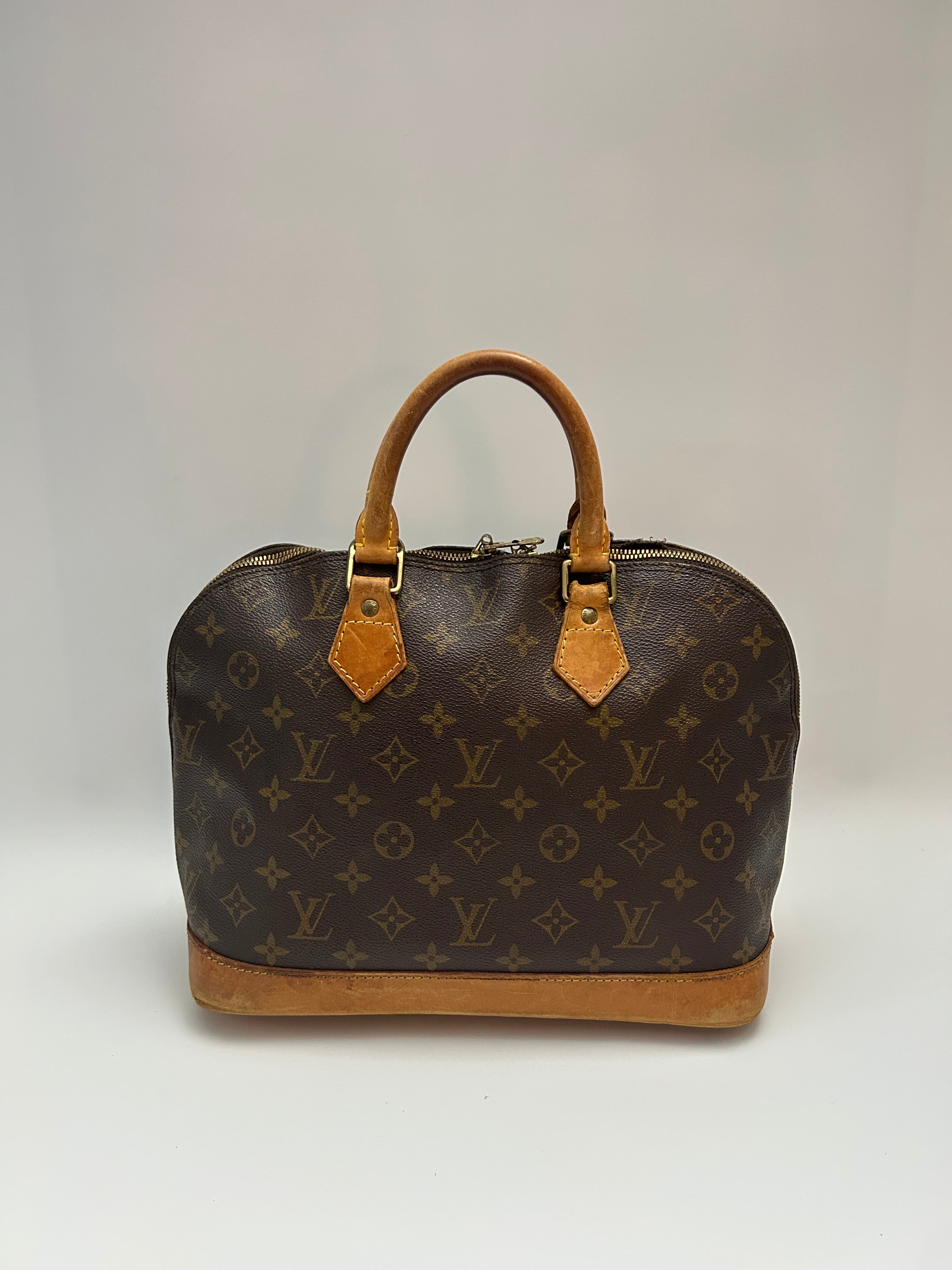 Louis Vuitton Alma