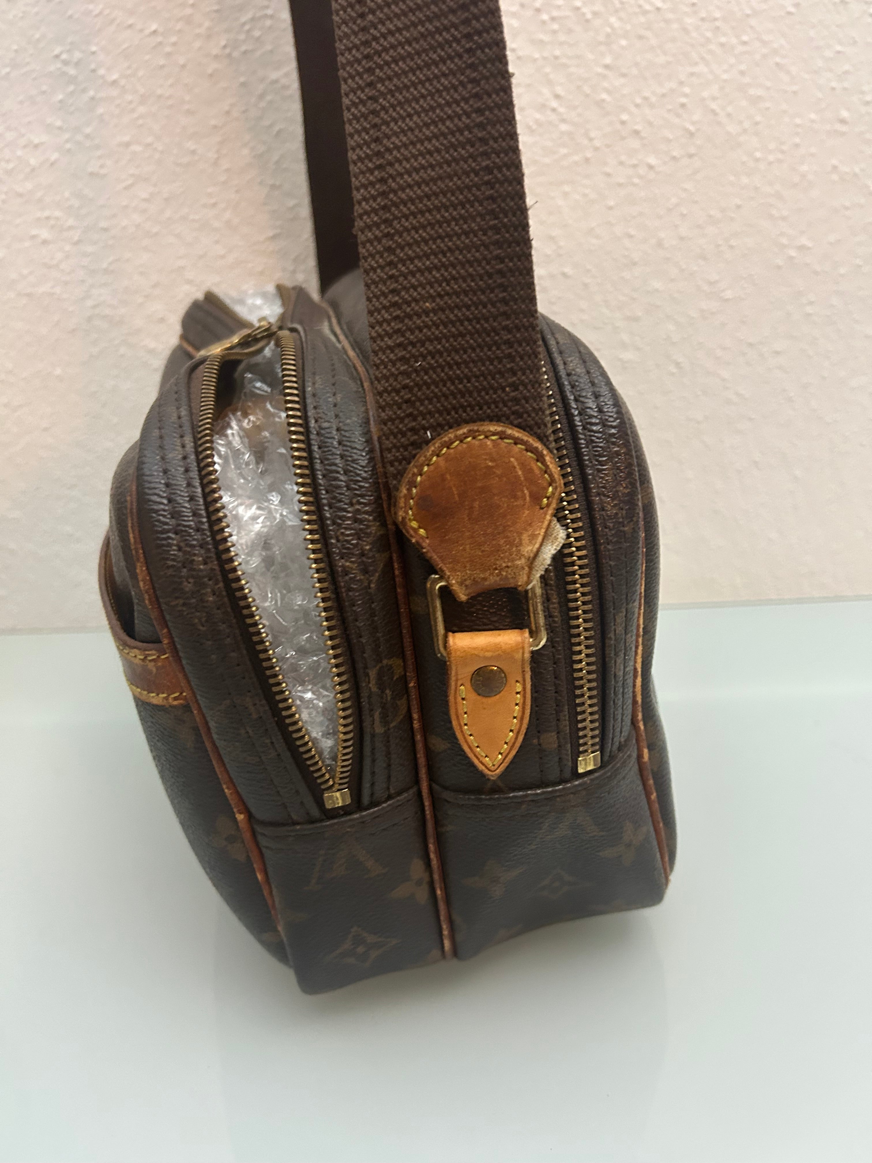 Louis Vuitton Reporter