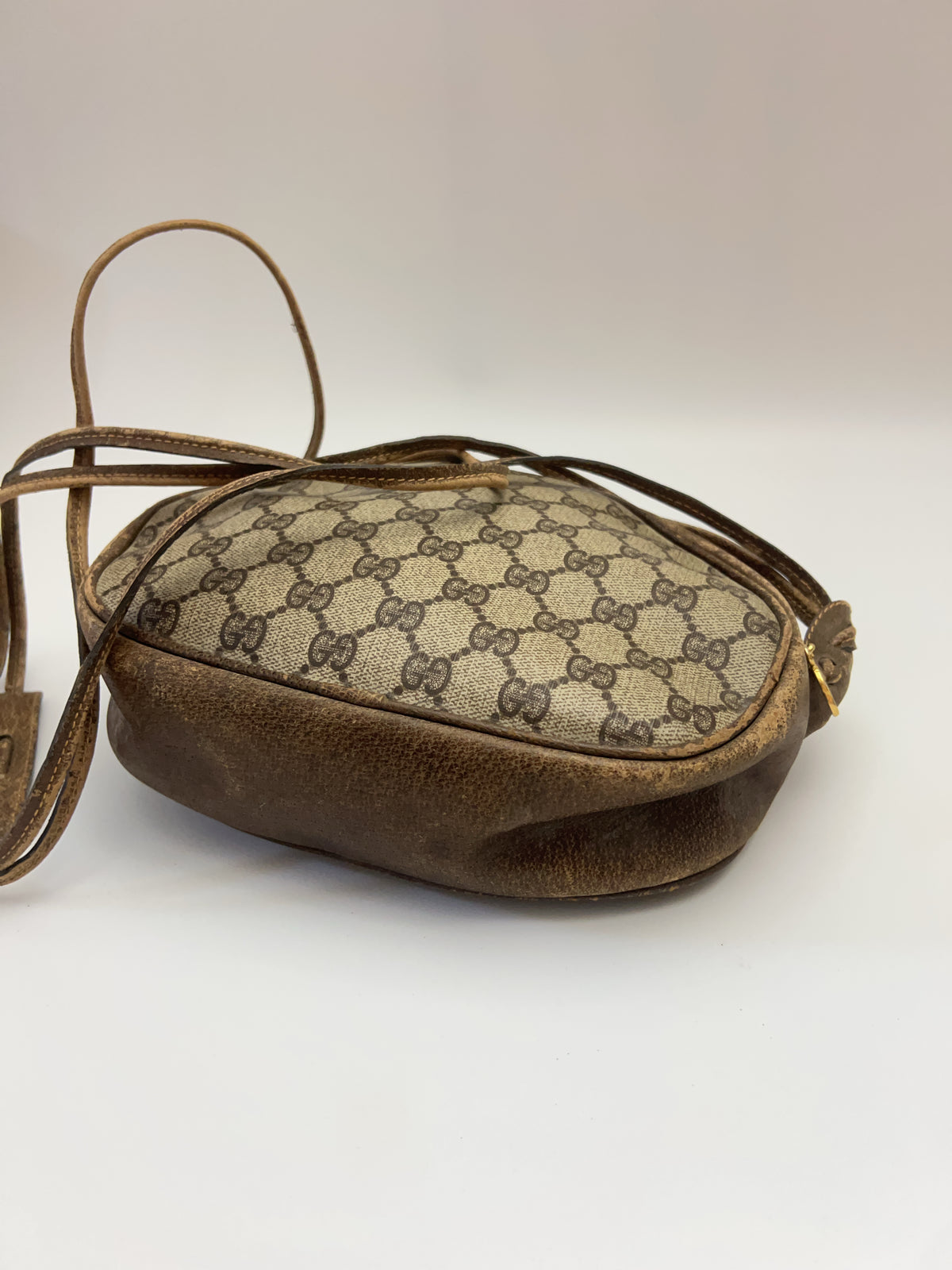 Vintage Gucci ()