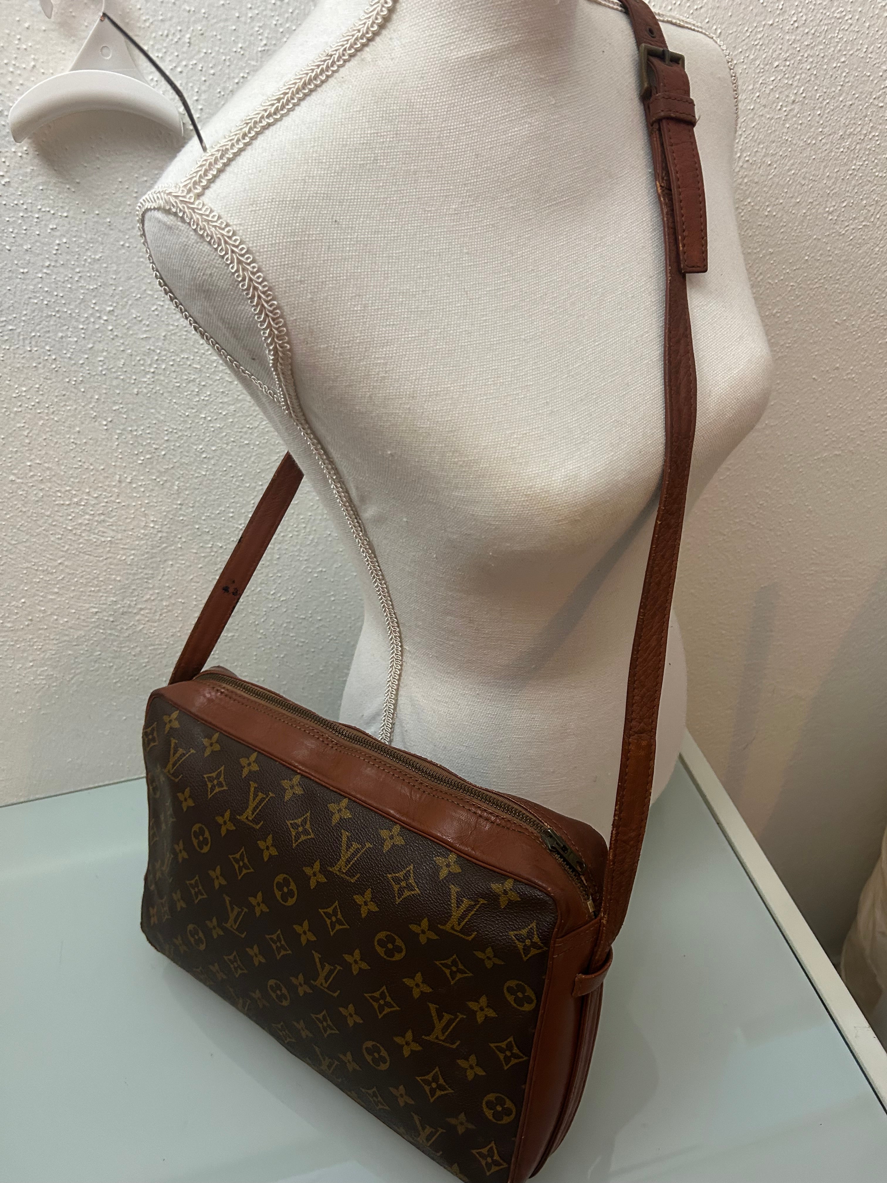Louis Vuitton Crossbody