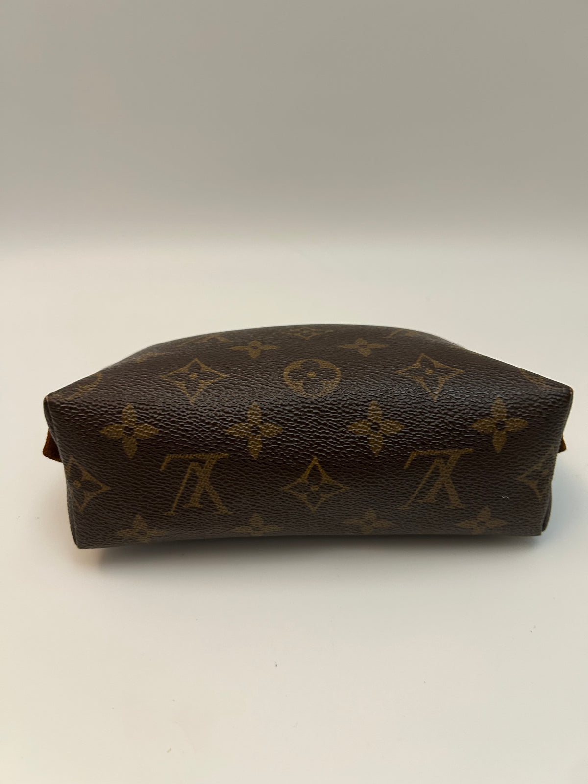 Louis Vuitton Clutch