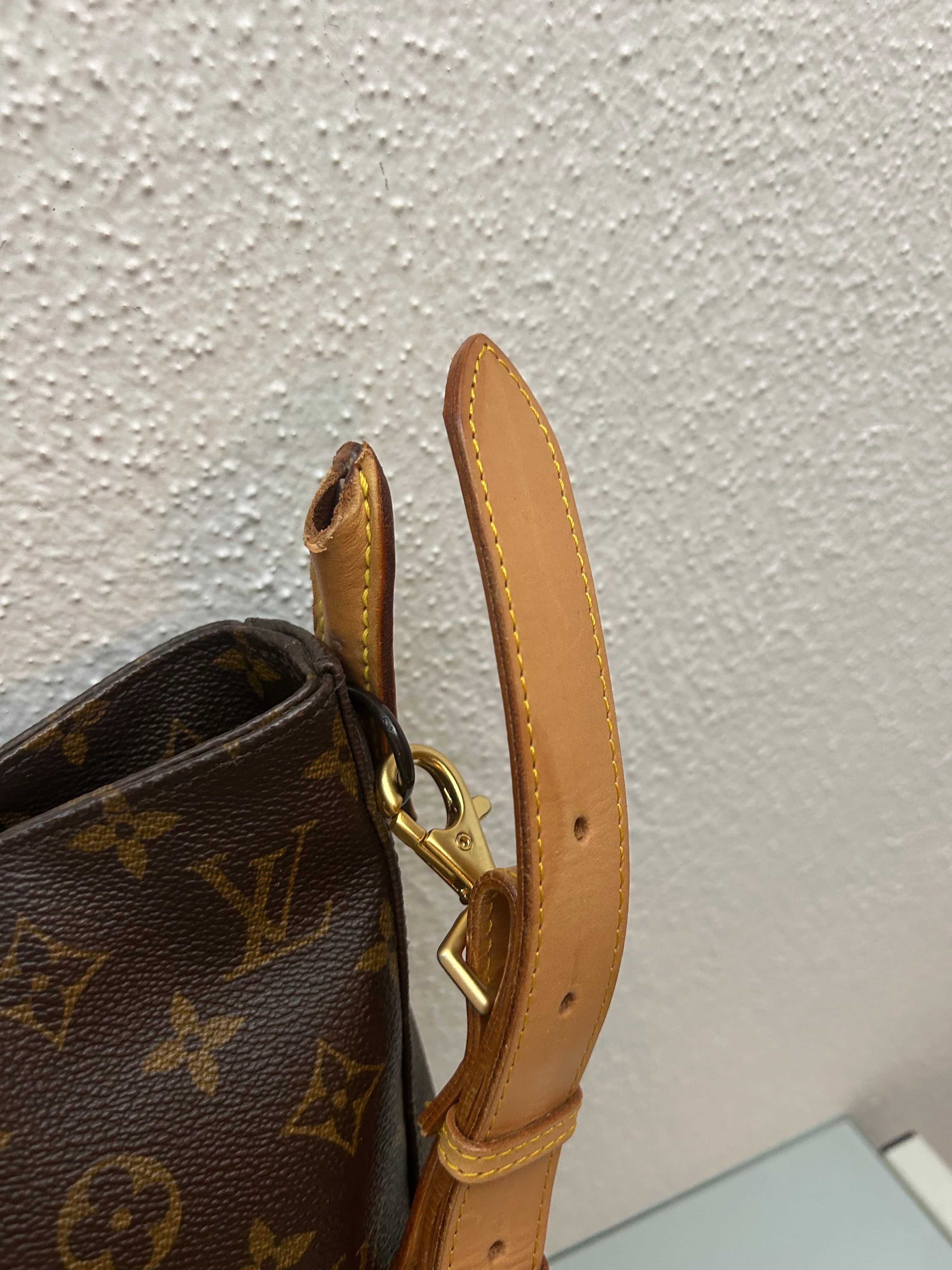 Louis Vuitton Looping