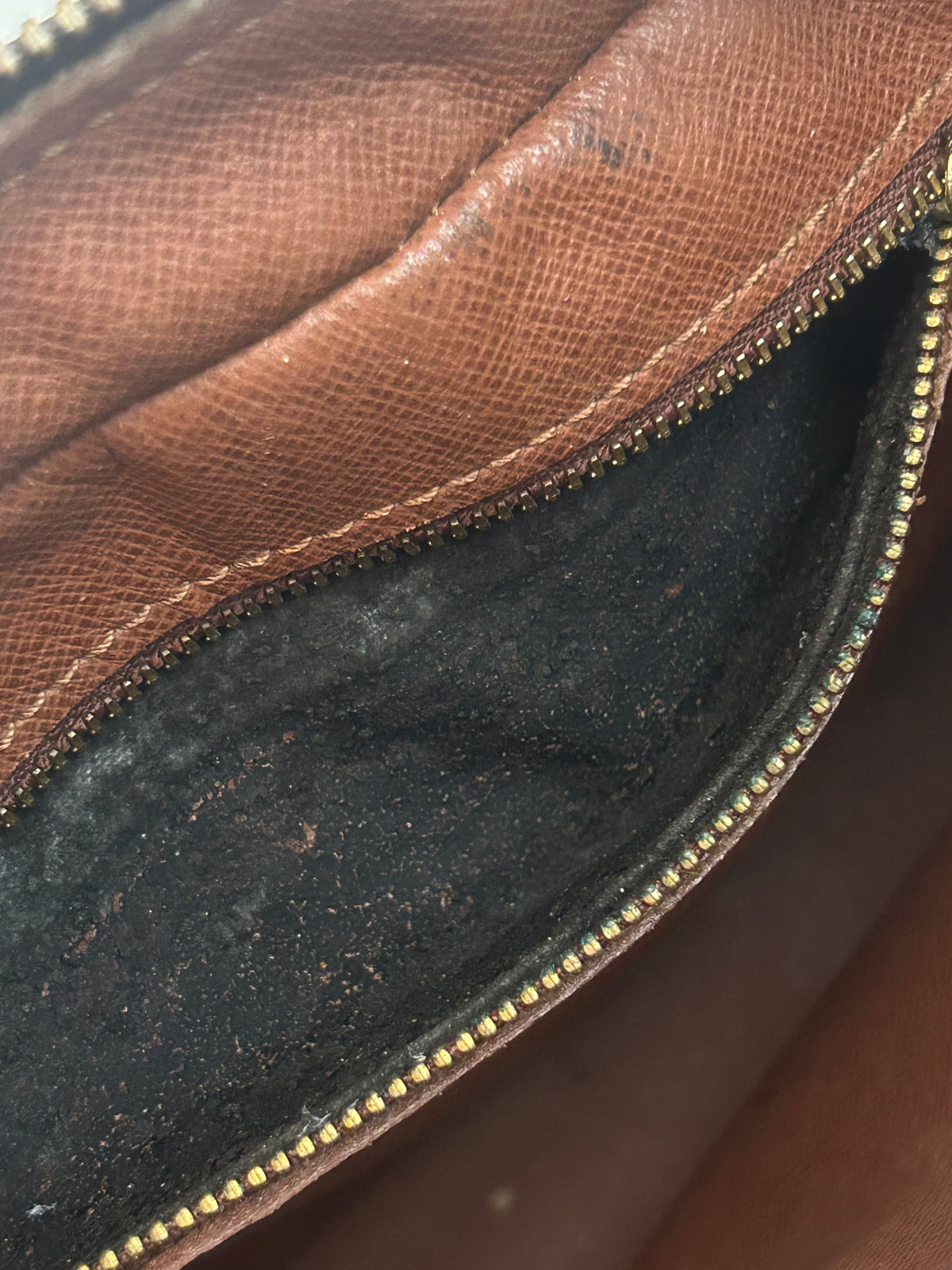 Louis Vuitton Trocadéro MM